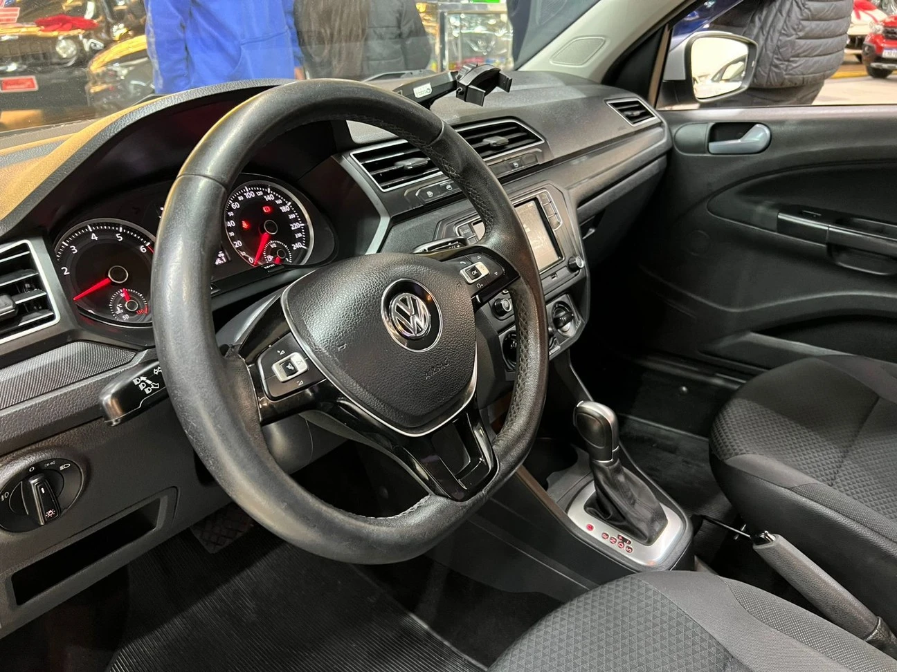 VOLKSWAGEN VOYAGE