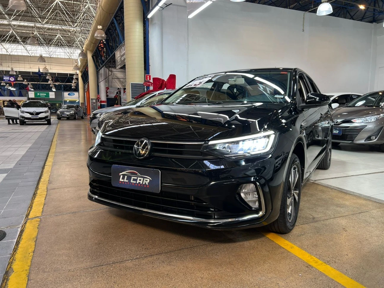 VOLKSWAGEN VIRTUS