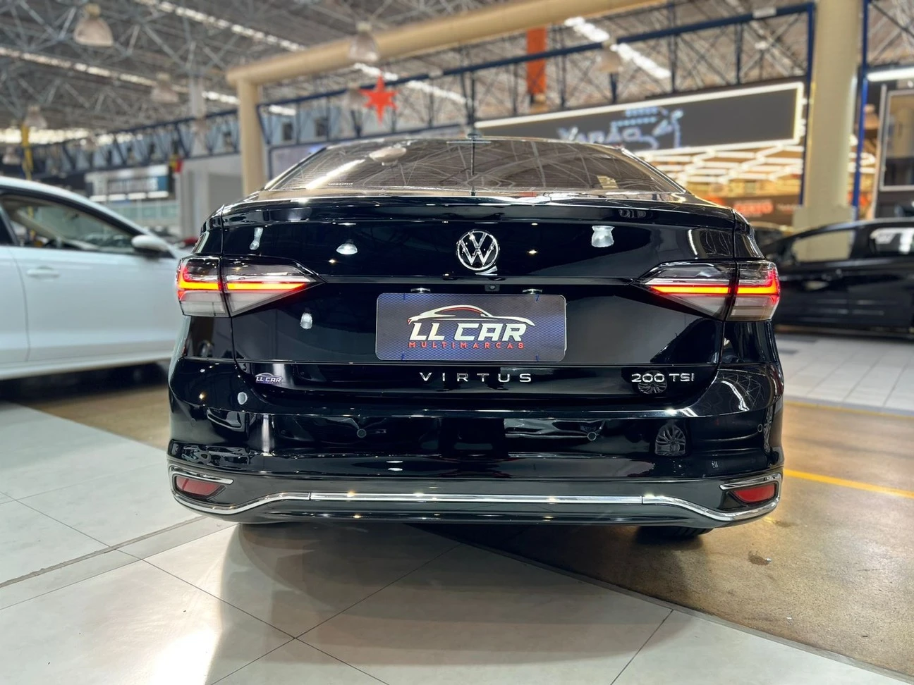 VOLKSWAGEN VIRTUS