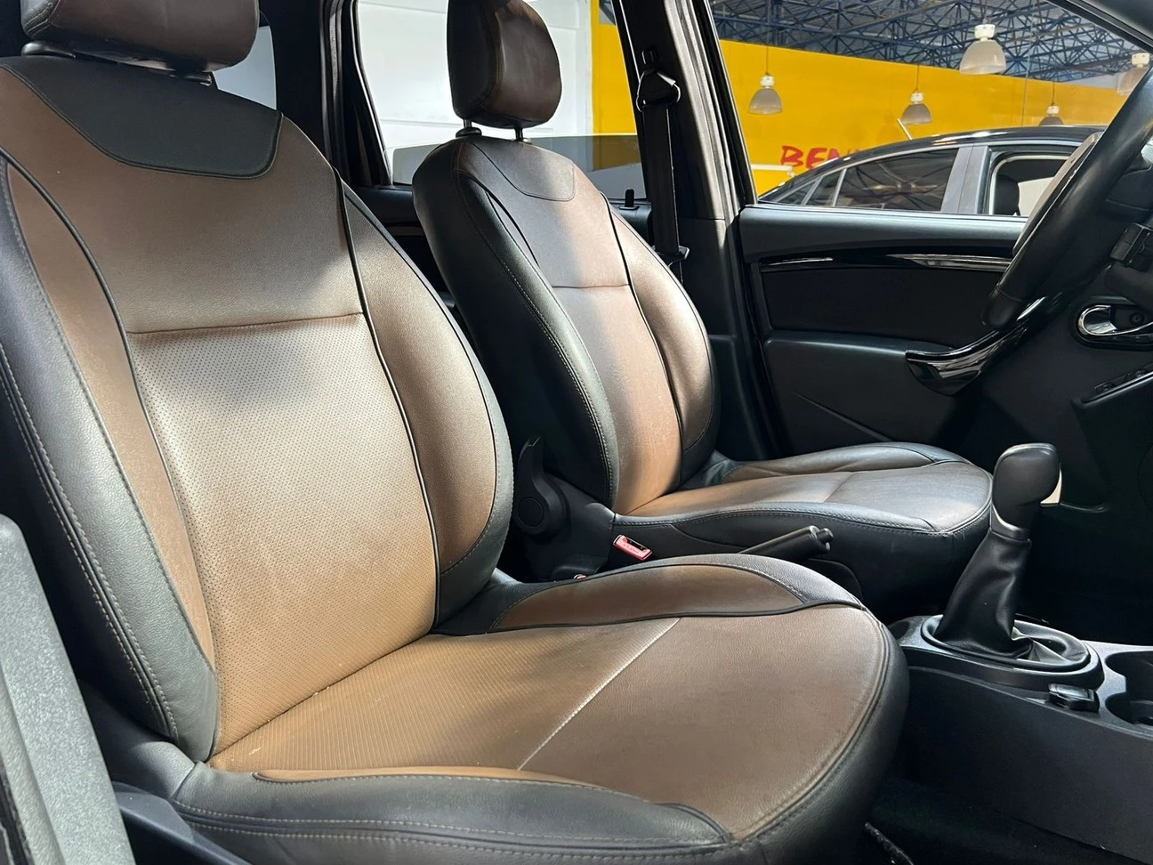 RENAULT DUSTER