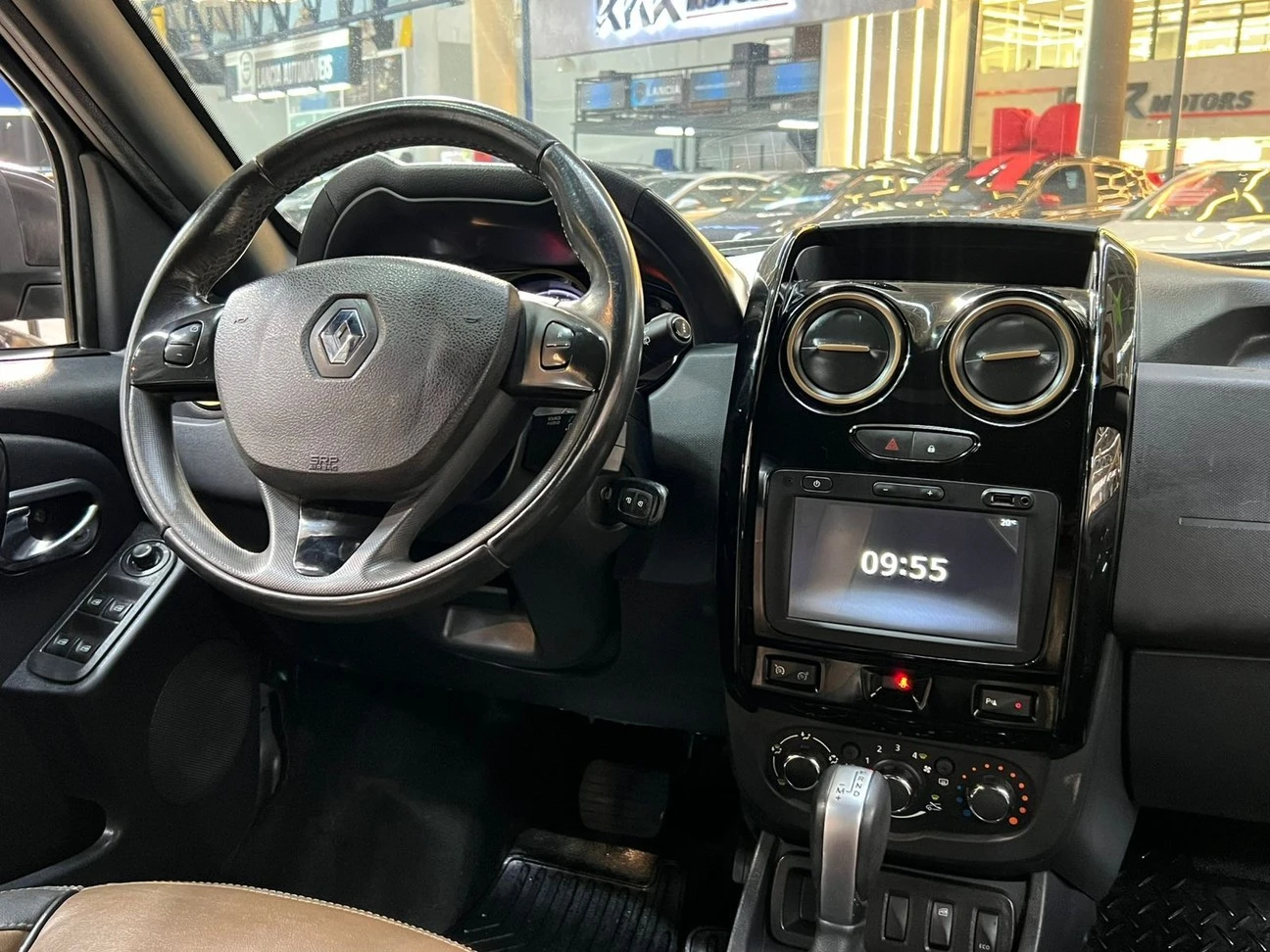 RENAULT DUSTER