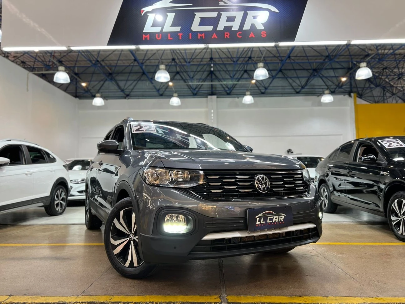 VOLKSWAGEN T-CROSS