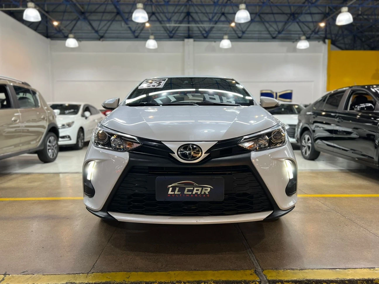 TOYOTA YARIS