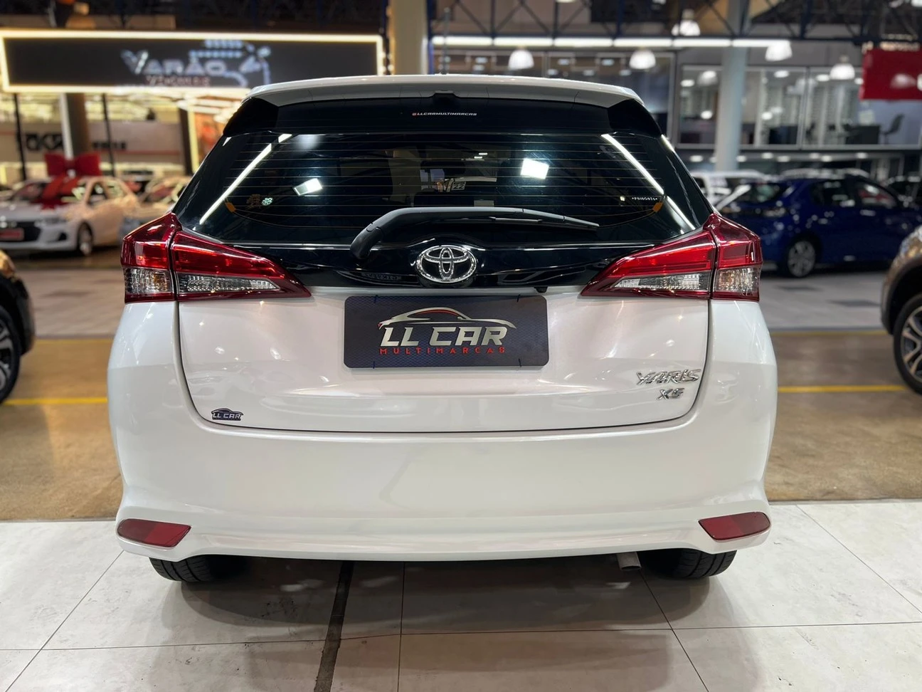 TOYOTA YARIS