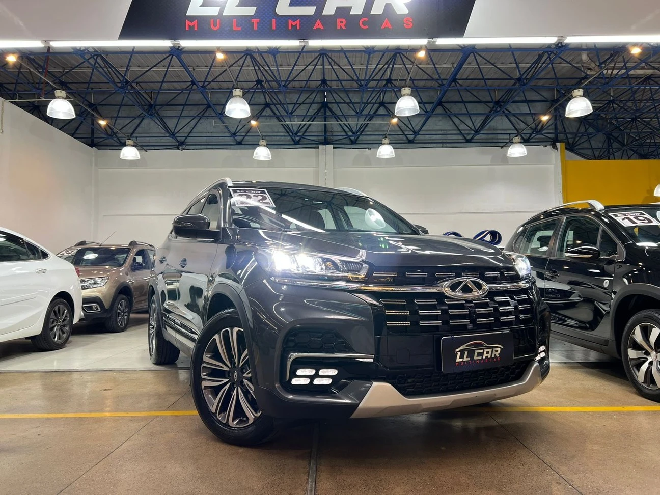 CHERY TIGGO 8