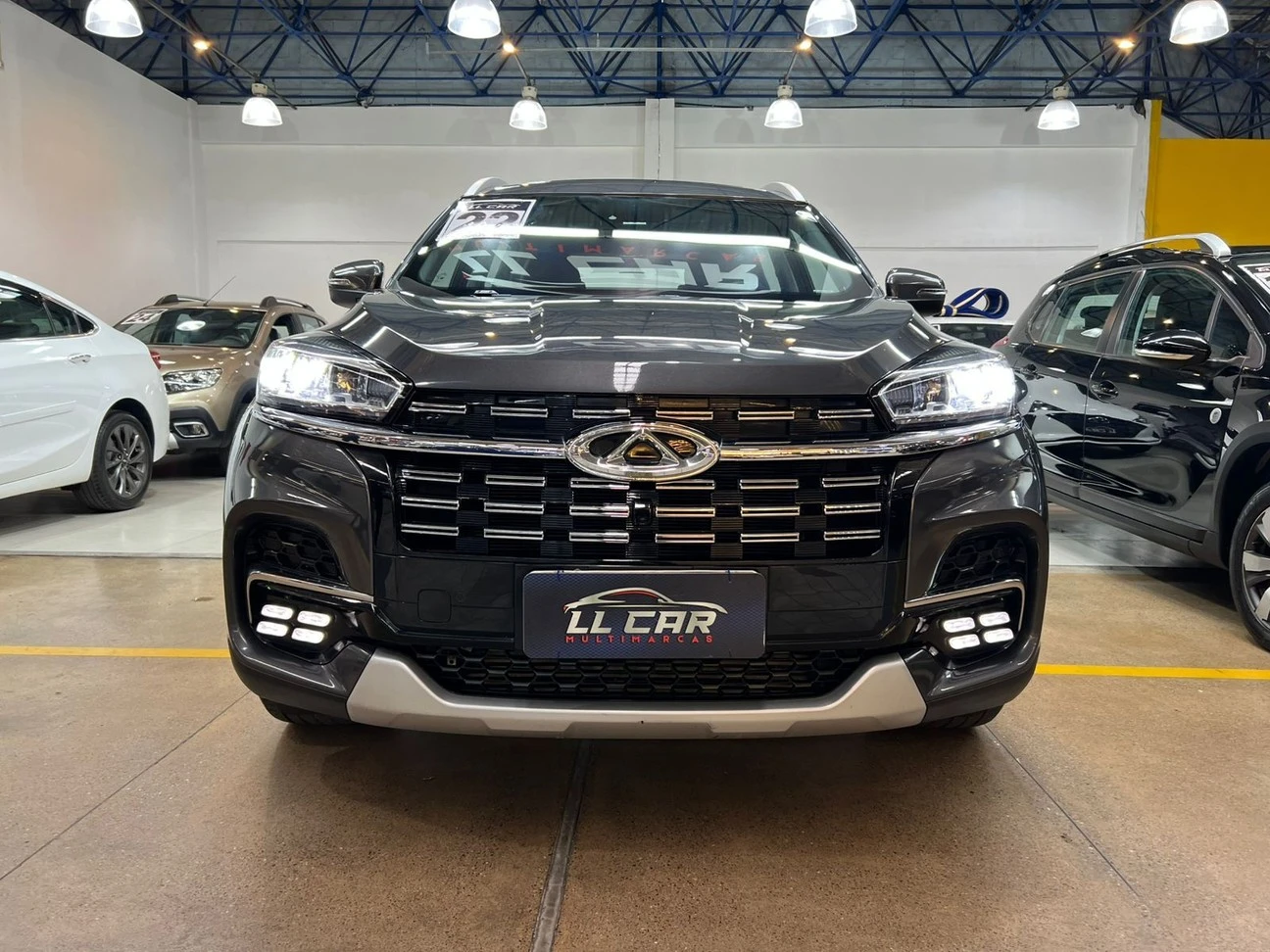 CHERY TIGGO 8
