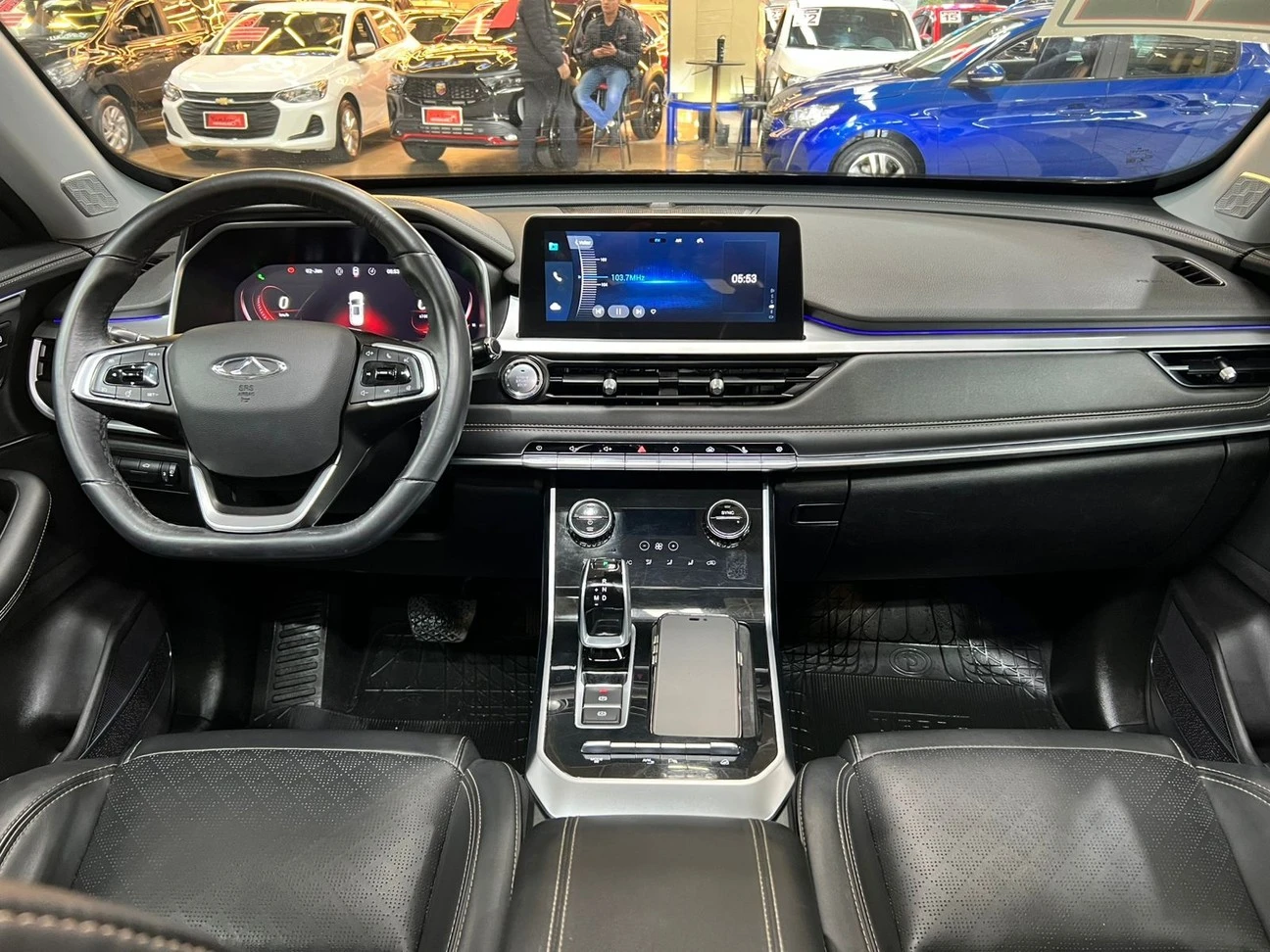 CHERY TIGGO 8