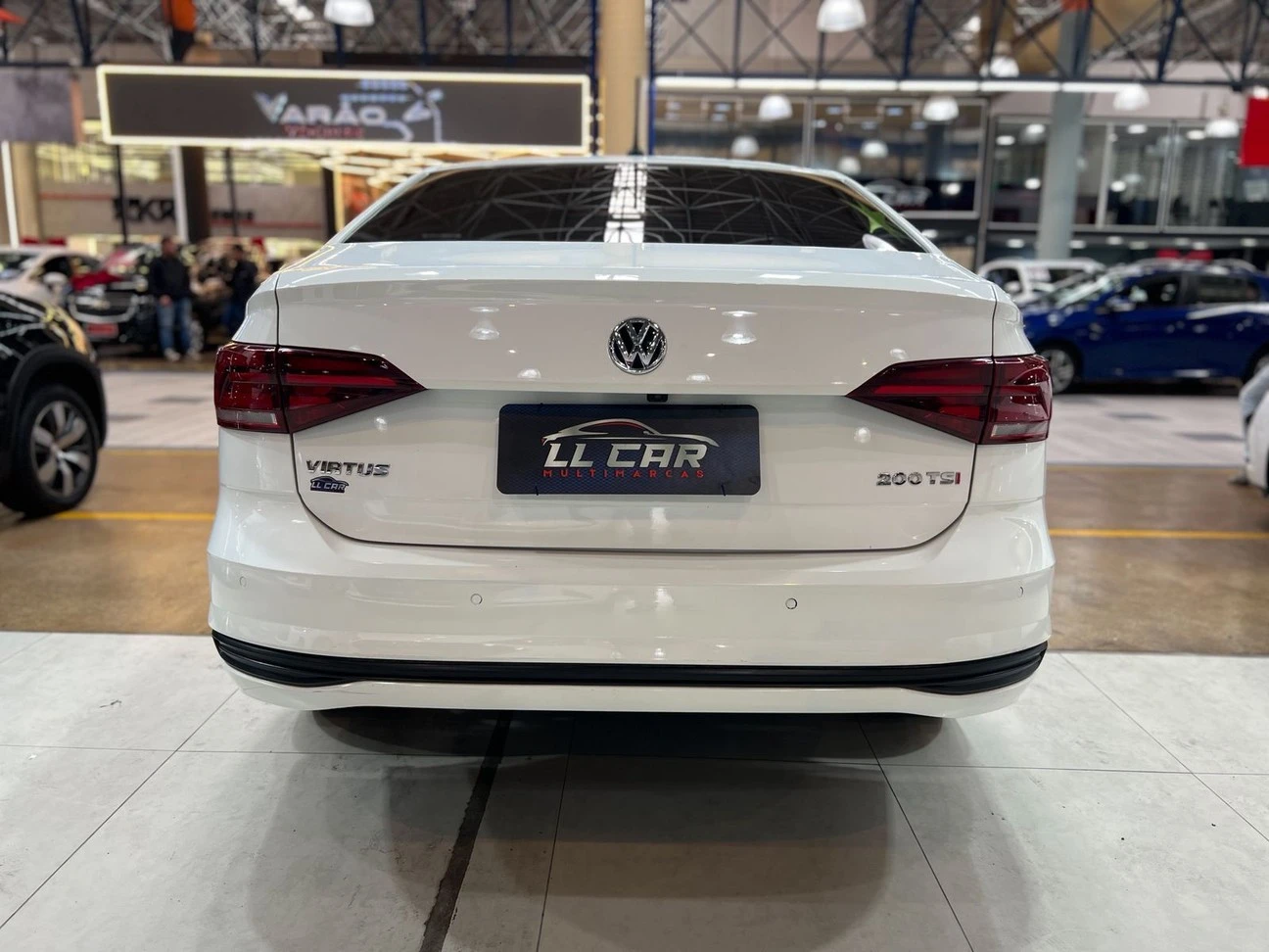 VOLKSWAGEN VIRTUS
