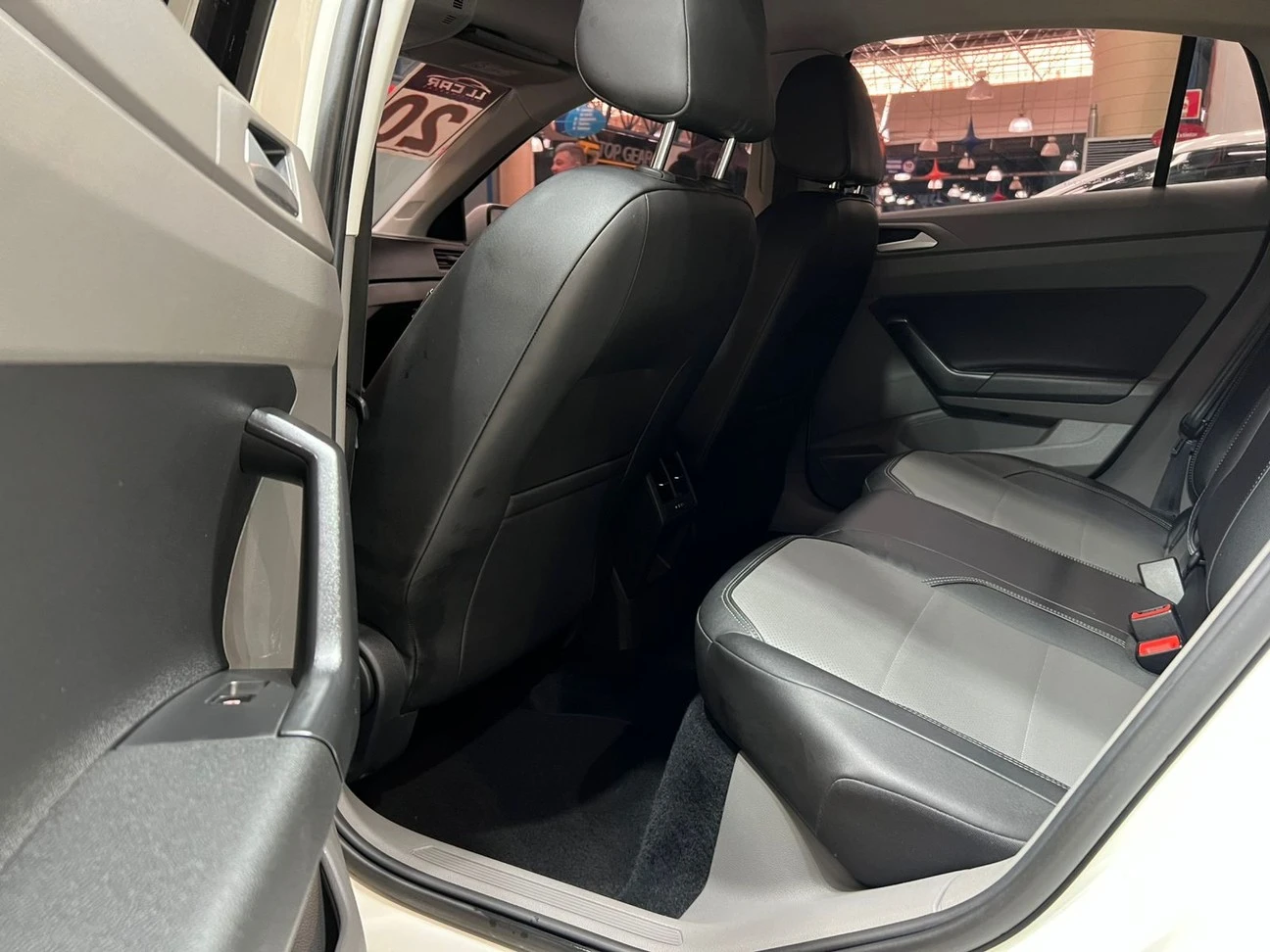 VOLKSWAGEN VIRTUS