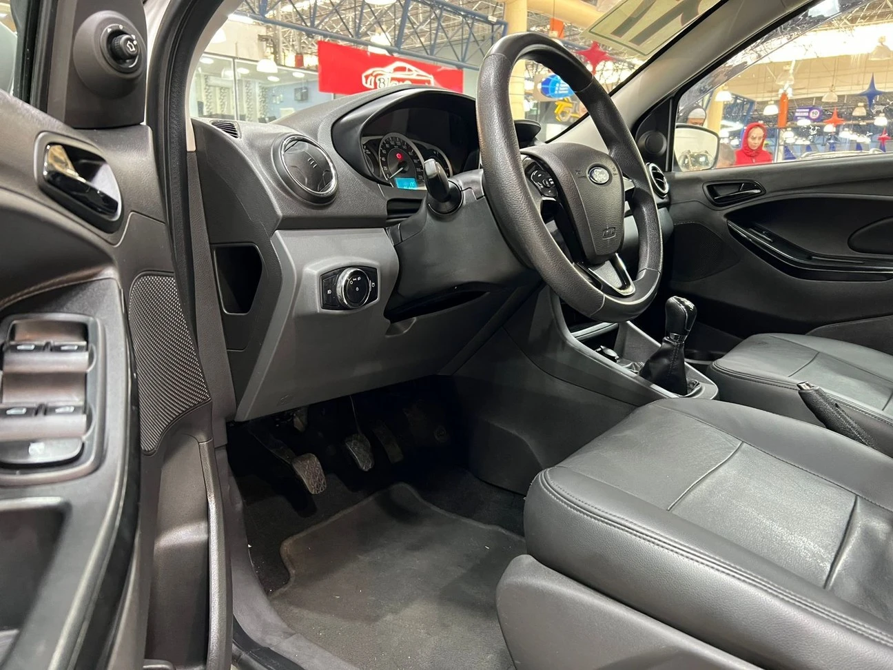 FORD KA