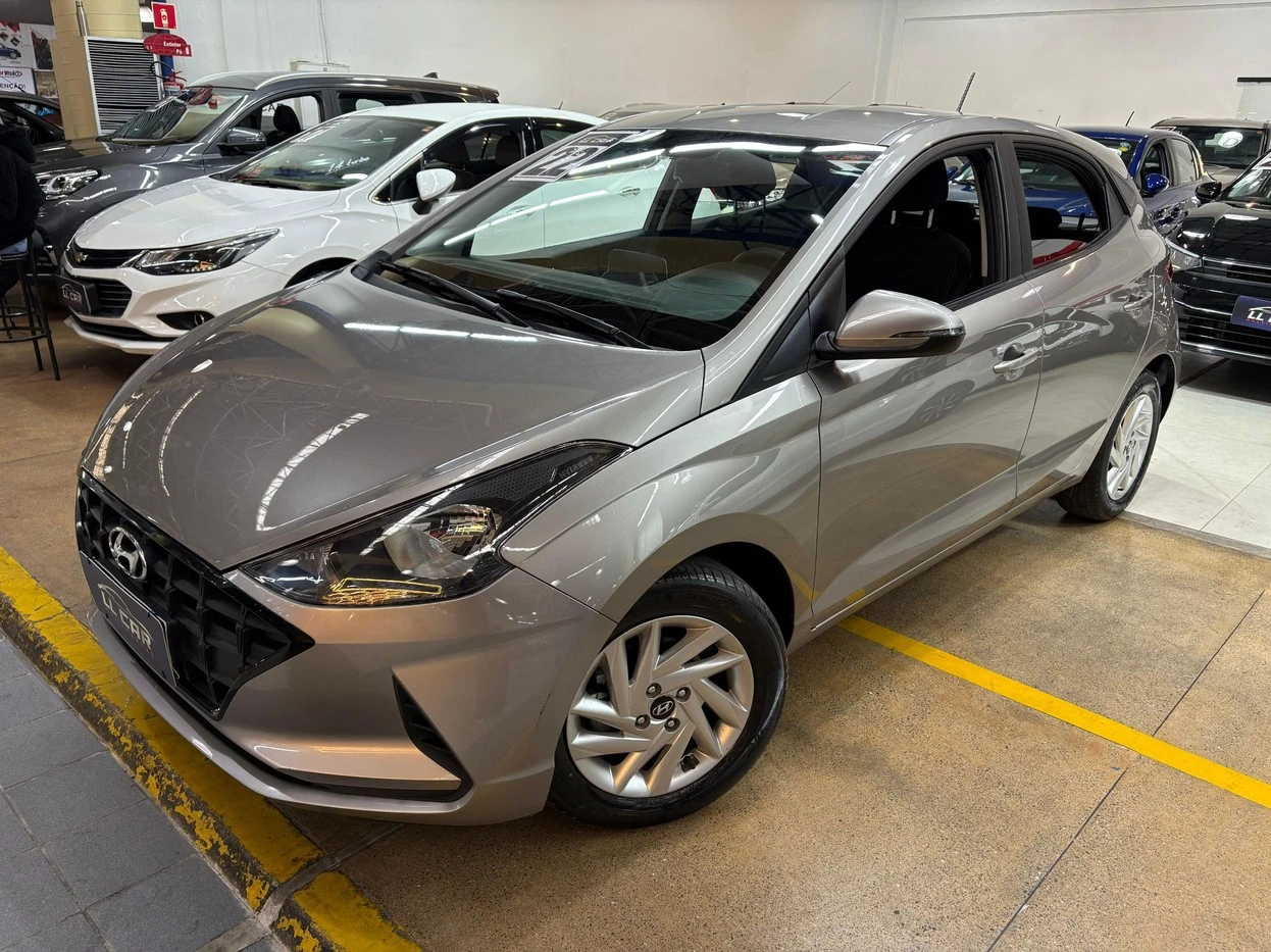 HYUNDAI HB20