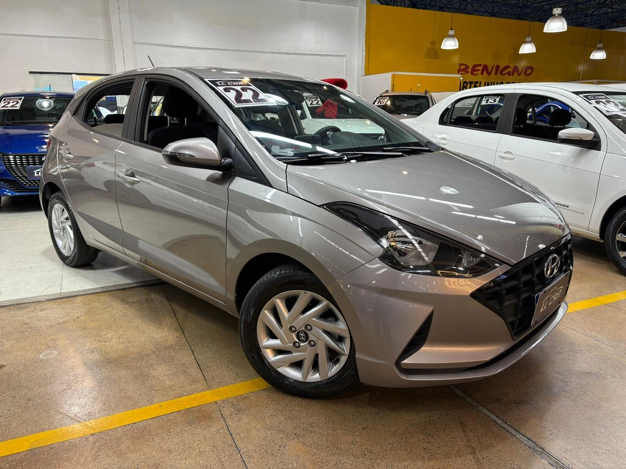 HYUNDAI HB20