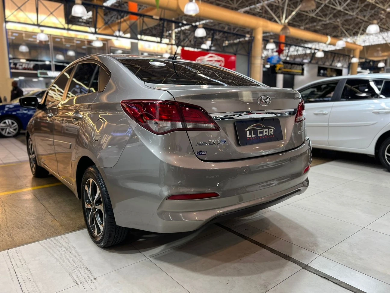 HYUNDAI HB20S