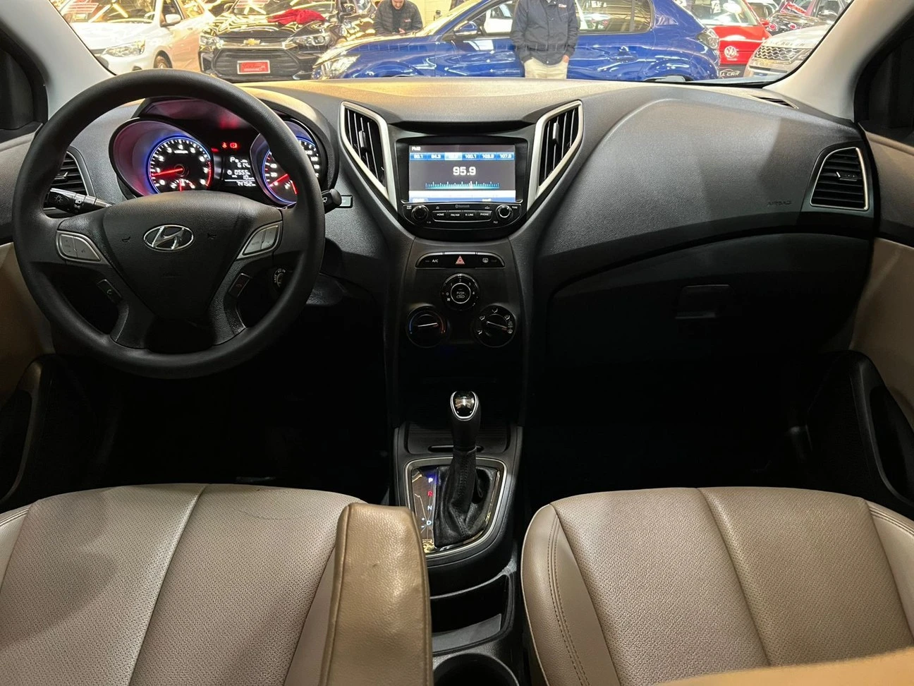HYUNDAI HB20S