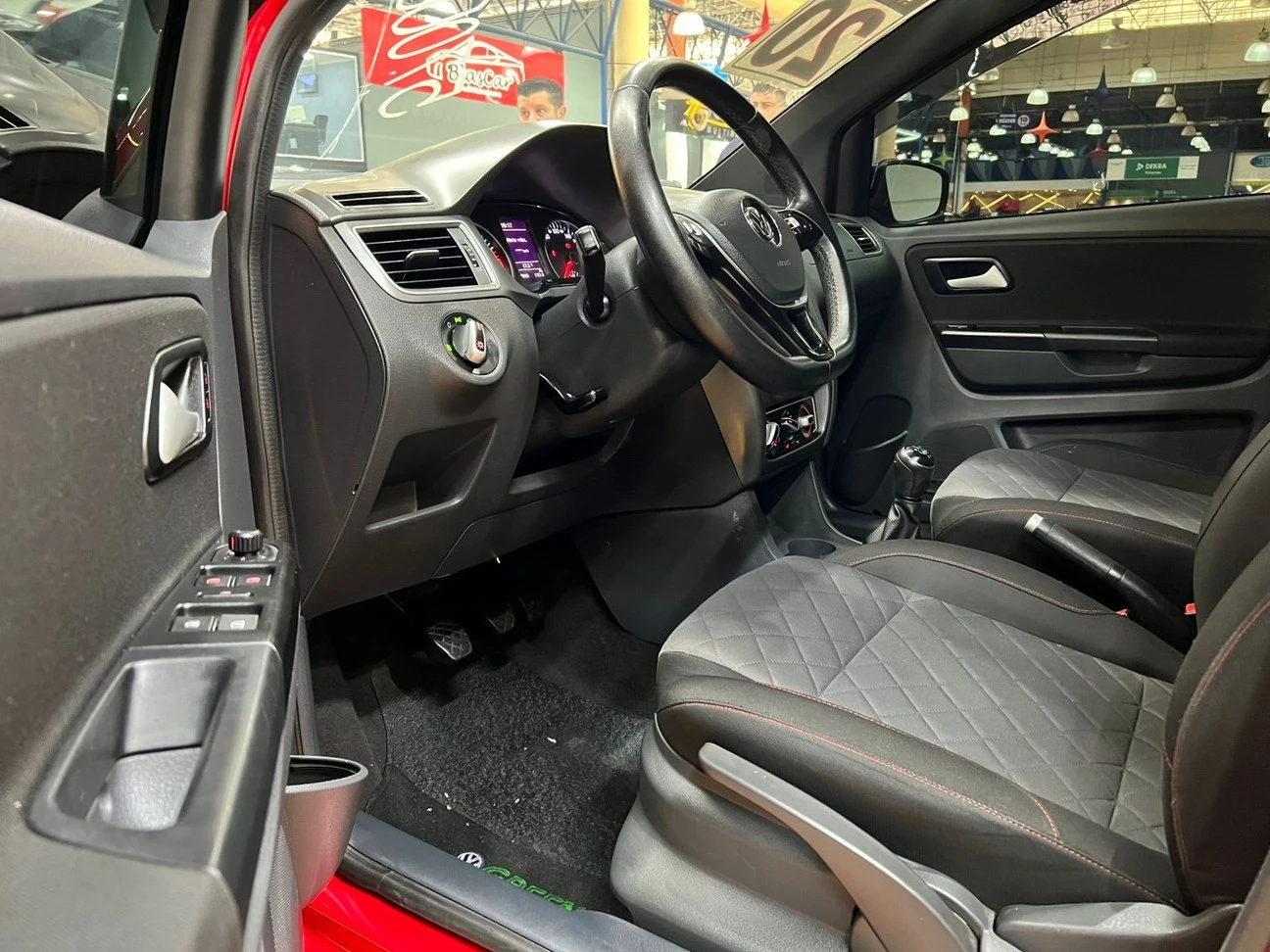 VOLKSWAGEN FOX