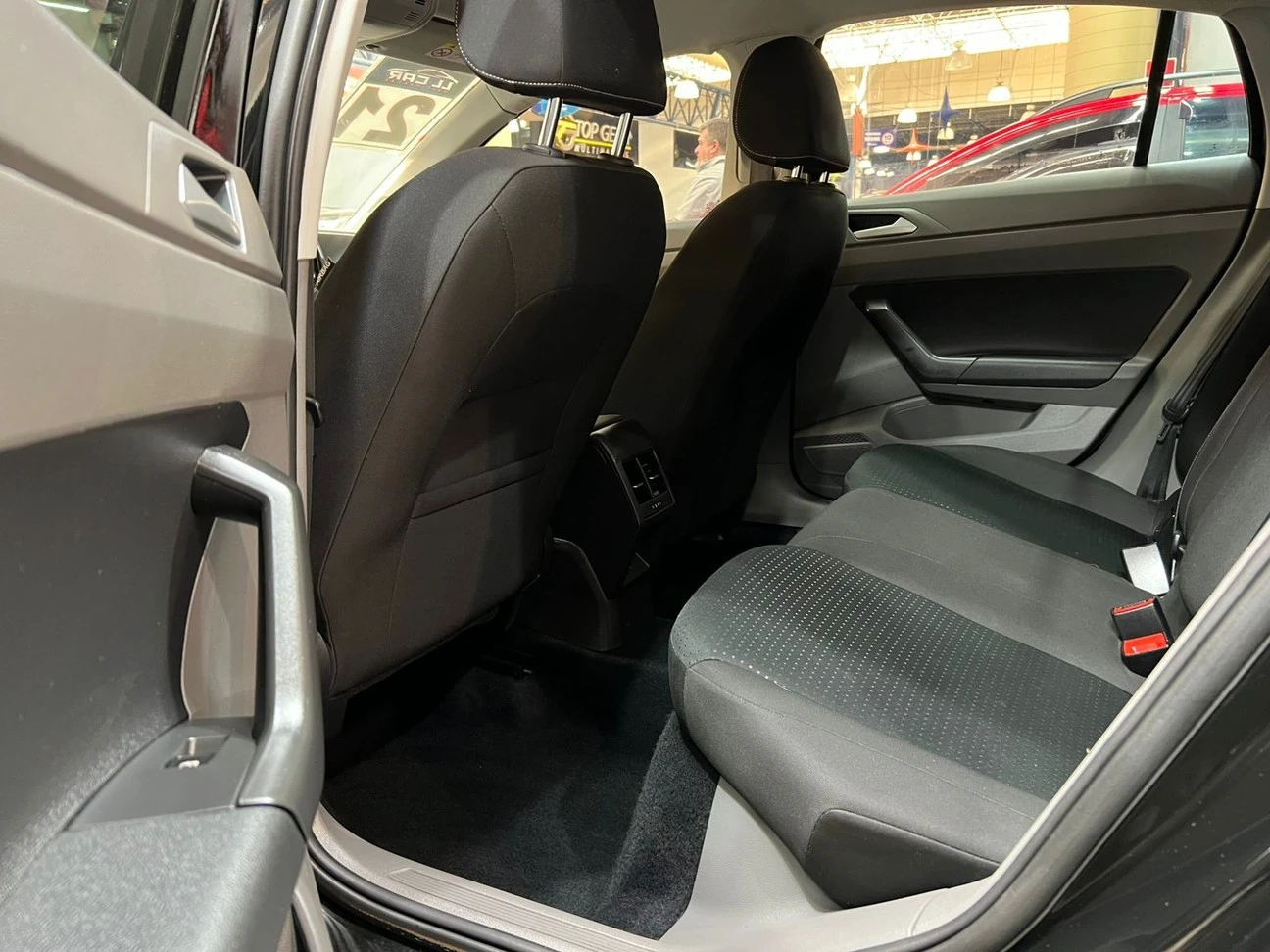 VOLKSWAGEN VIRTUS