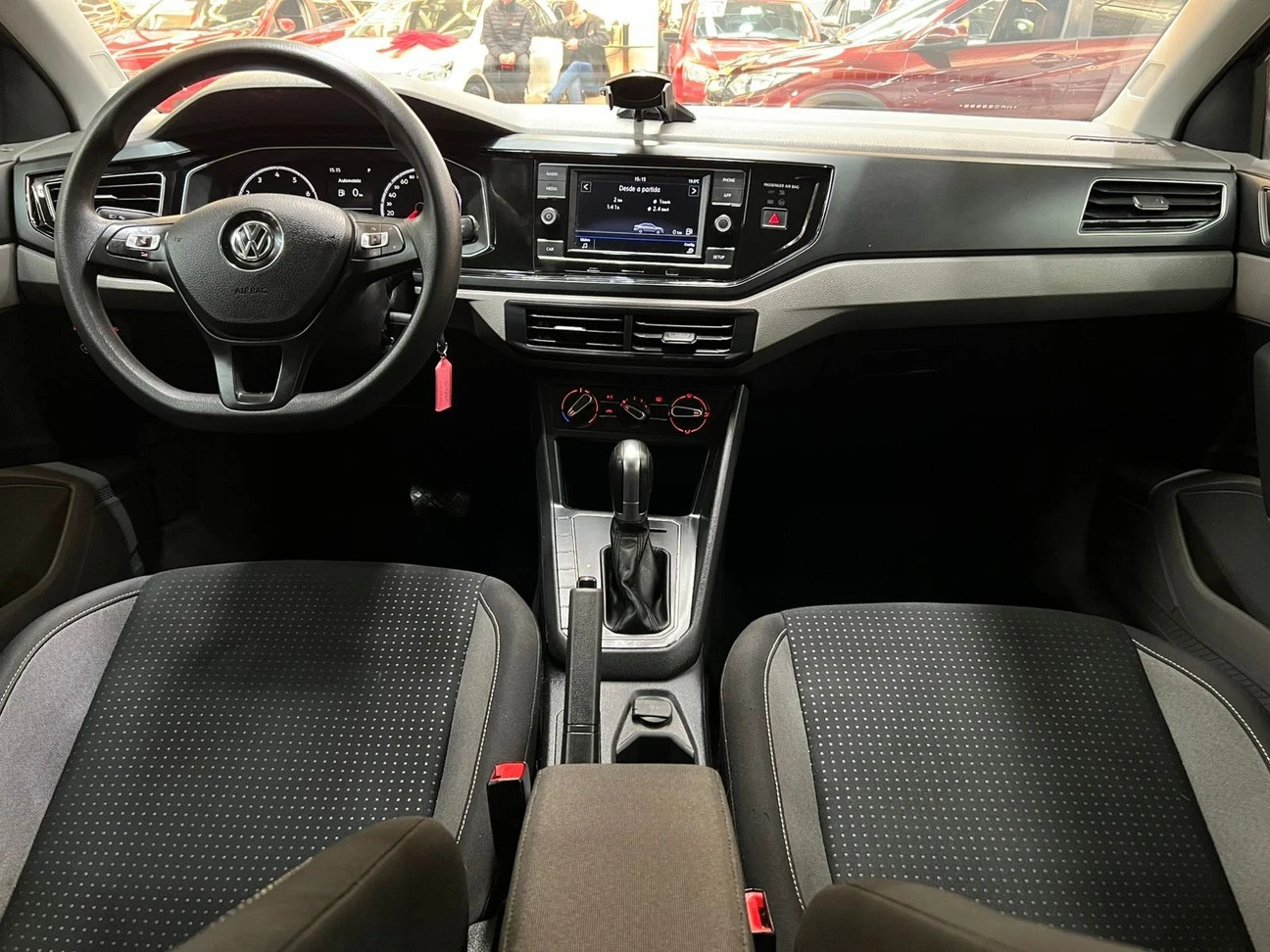 VOLKSWAGEN VIRTUS