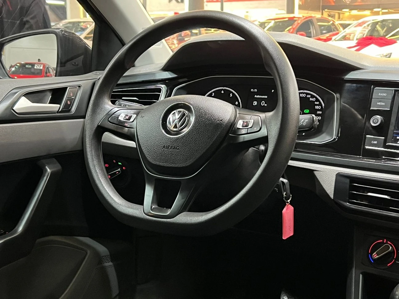 VOLKSWAGEN VIRTUS