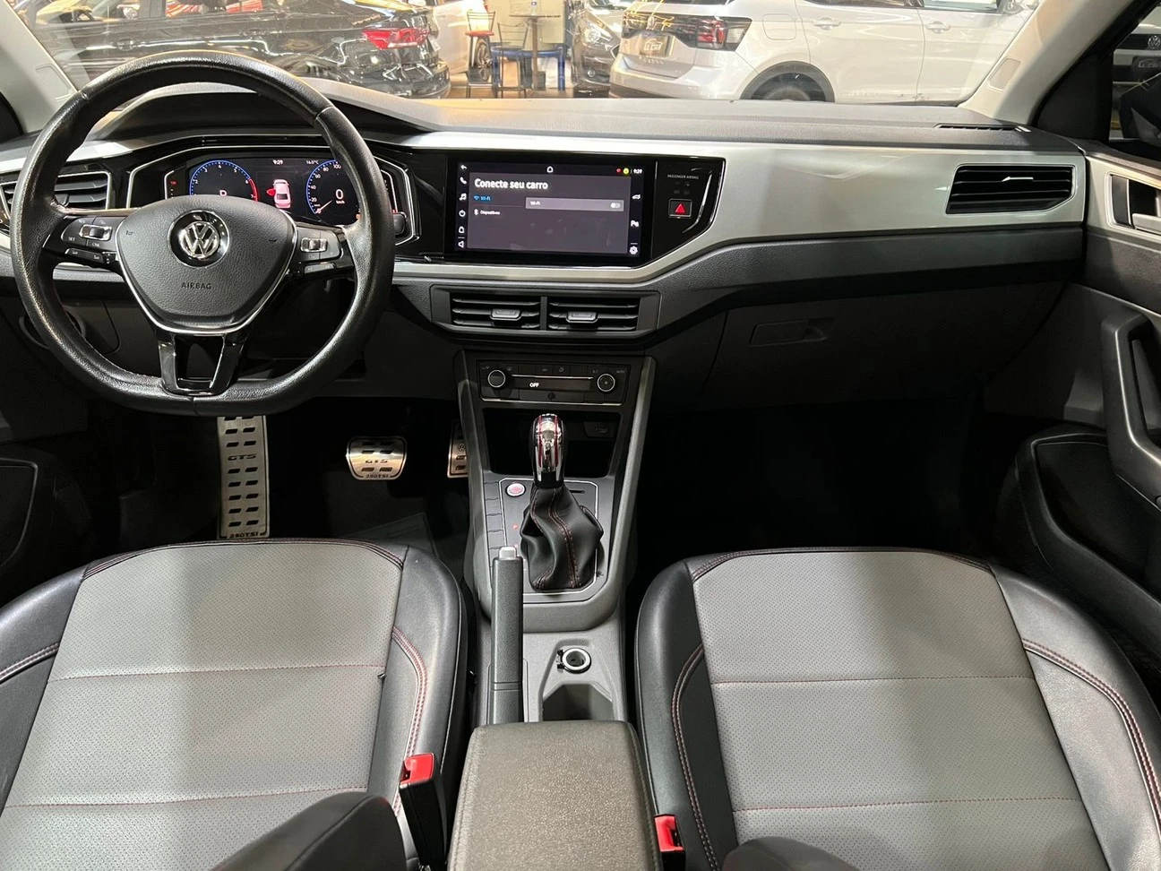 VOLKSWAGEN VIRTUS