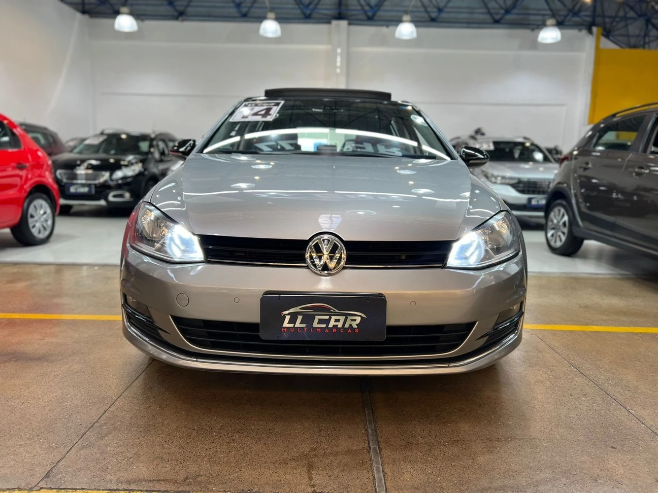 VOLKSWAGEN GOLF