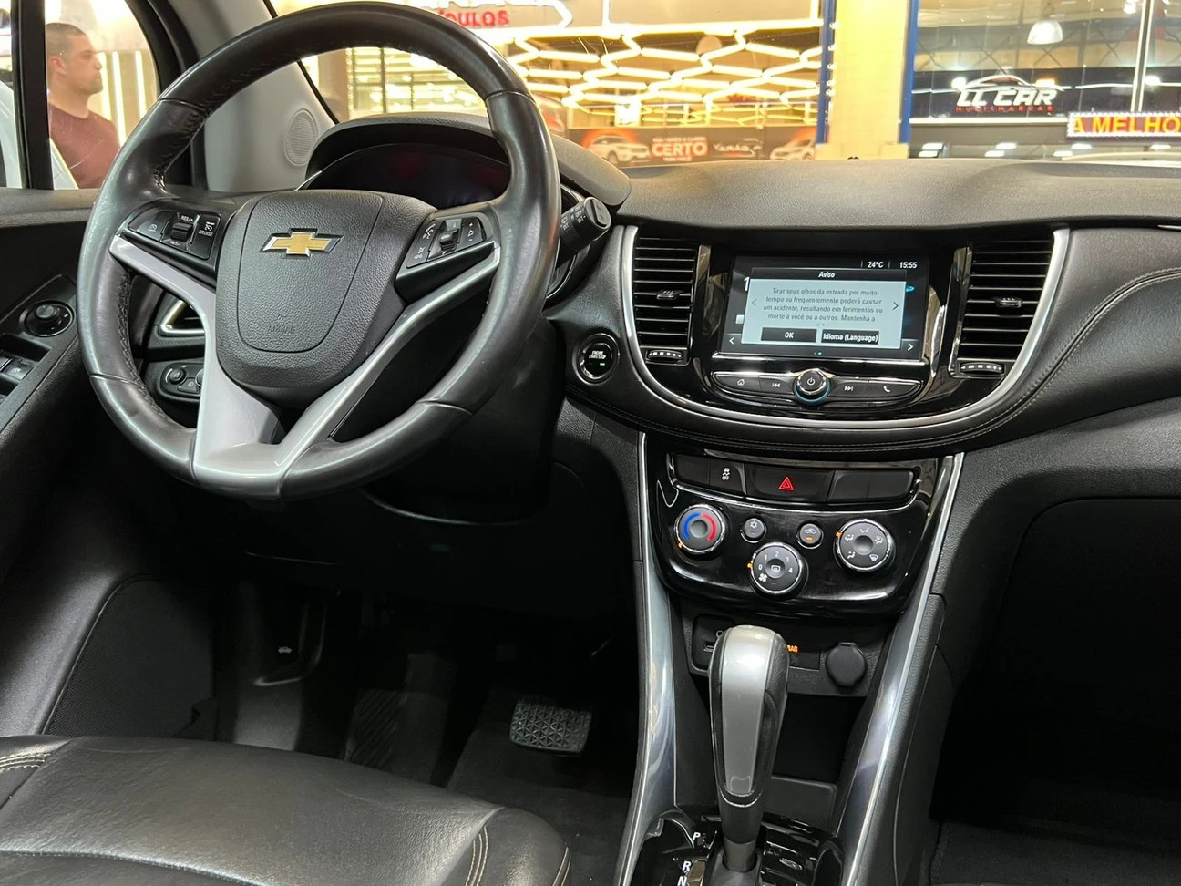 CHEVROLET TRACKER