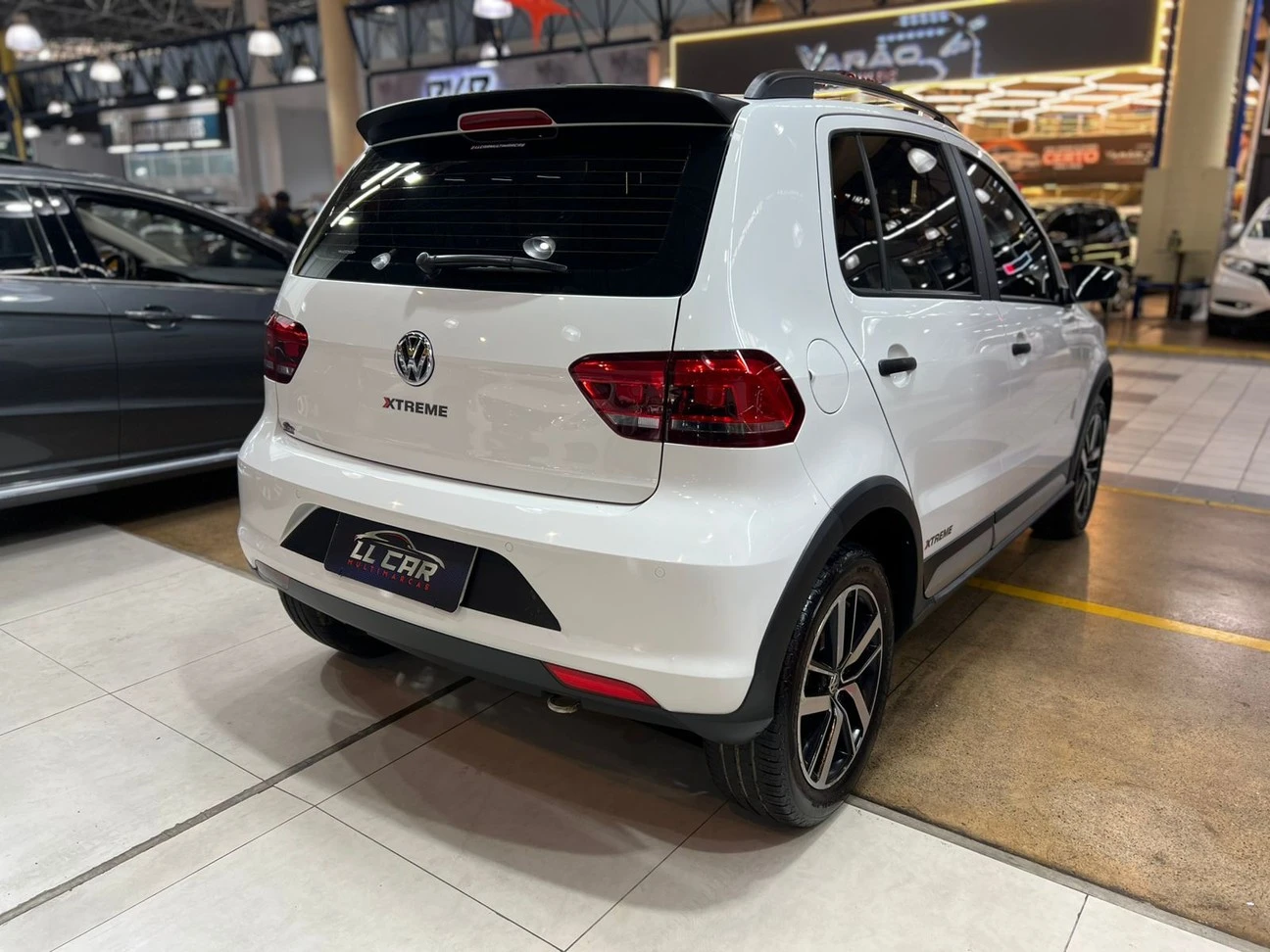 VOLKSWAGEN FOX