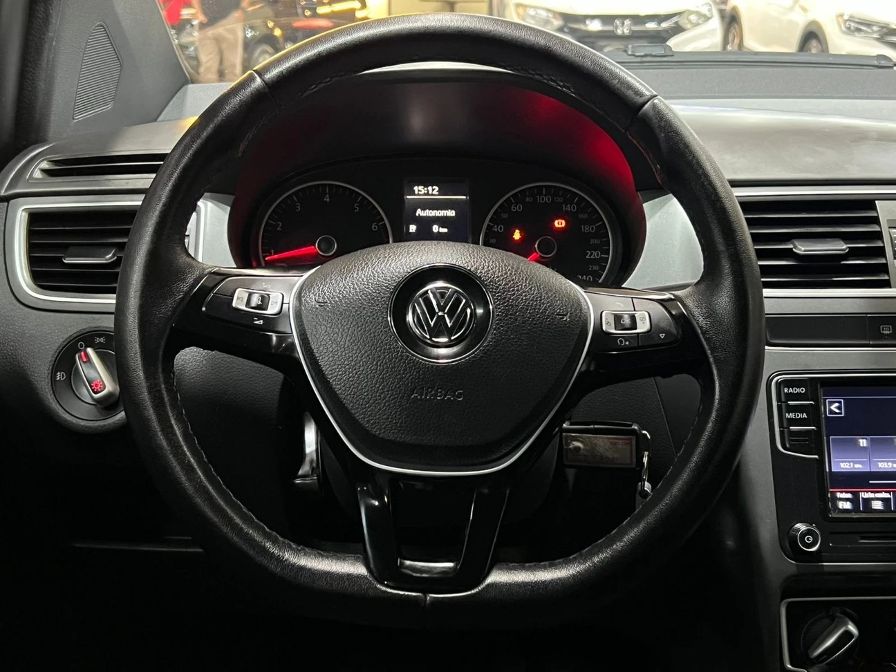 VOLKSWAGEN FOX