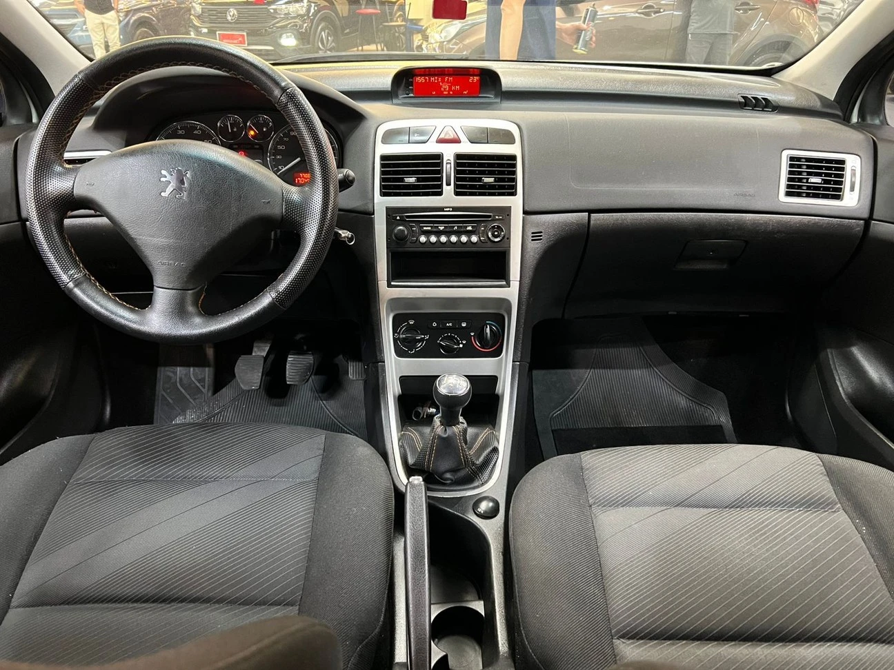 PEUGEOT 307