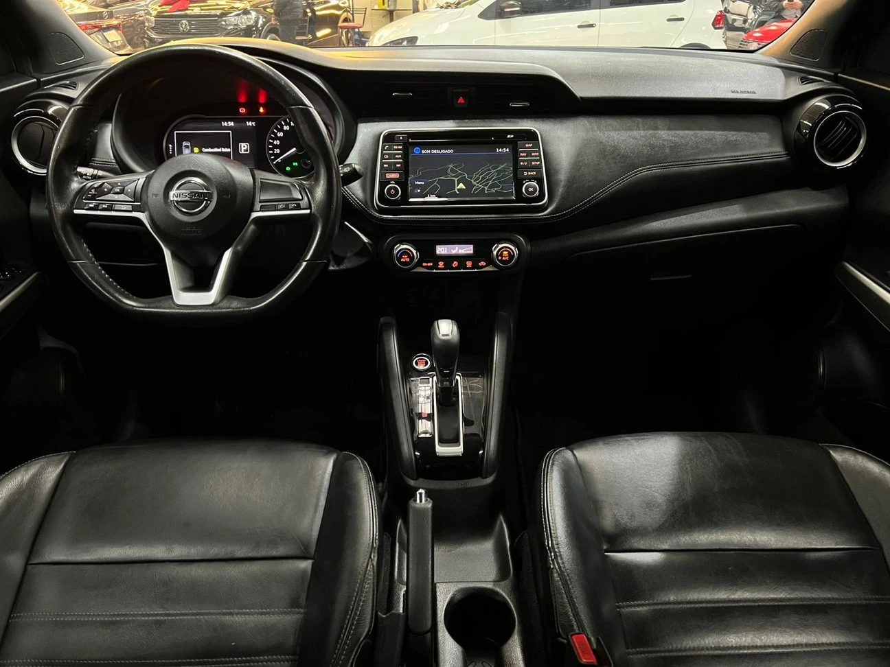 NISSAN KICKS