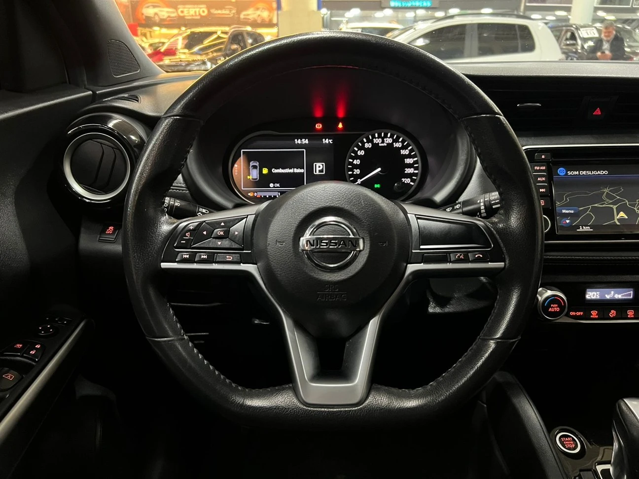 NISSAN KICKS