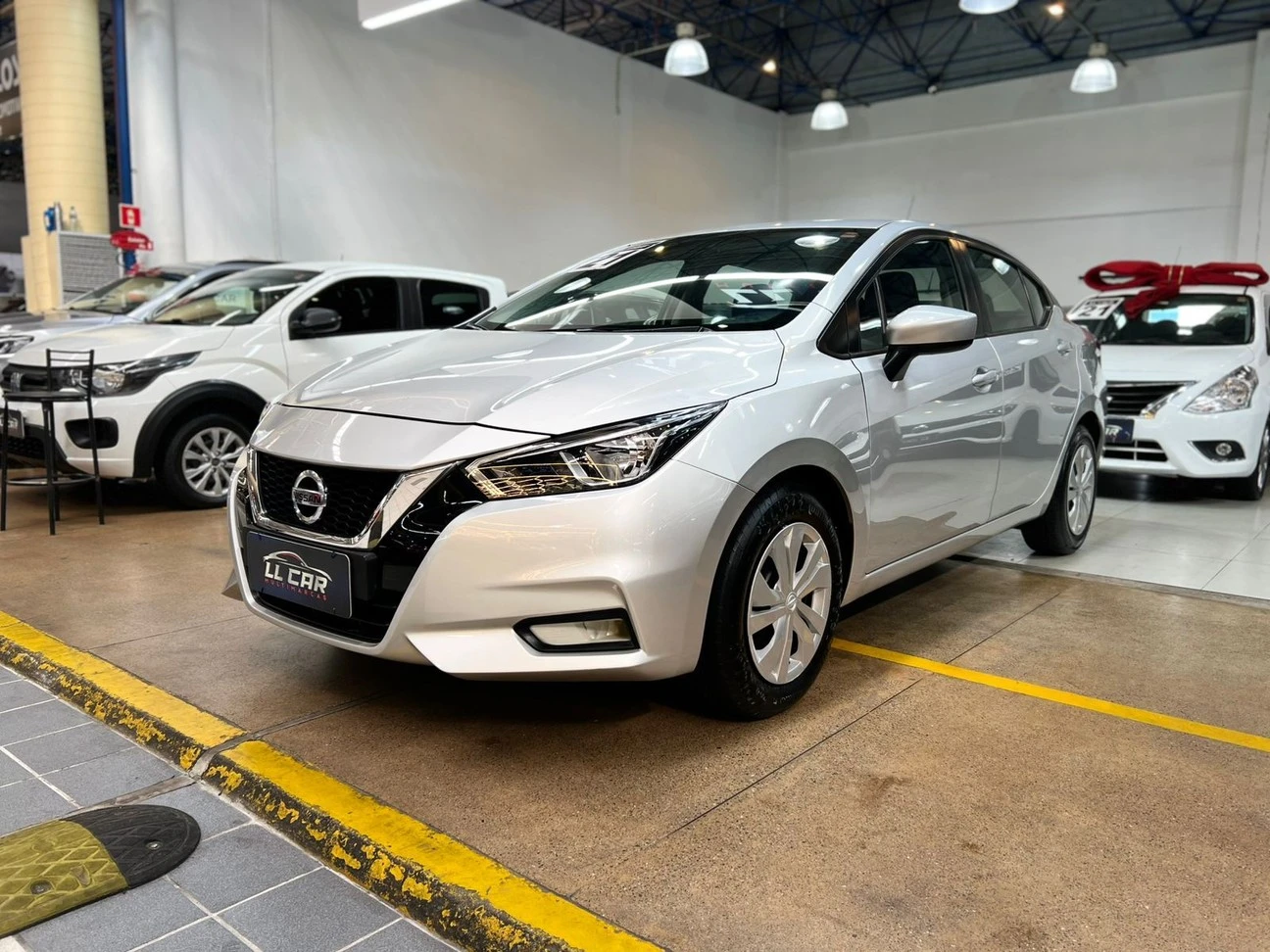 NISSAN VERSA