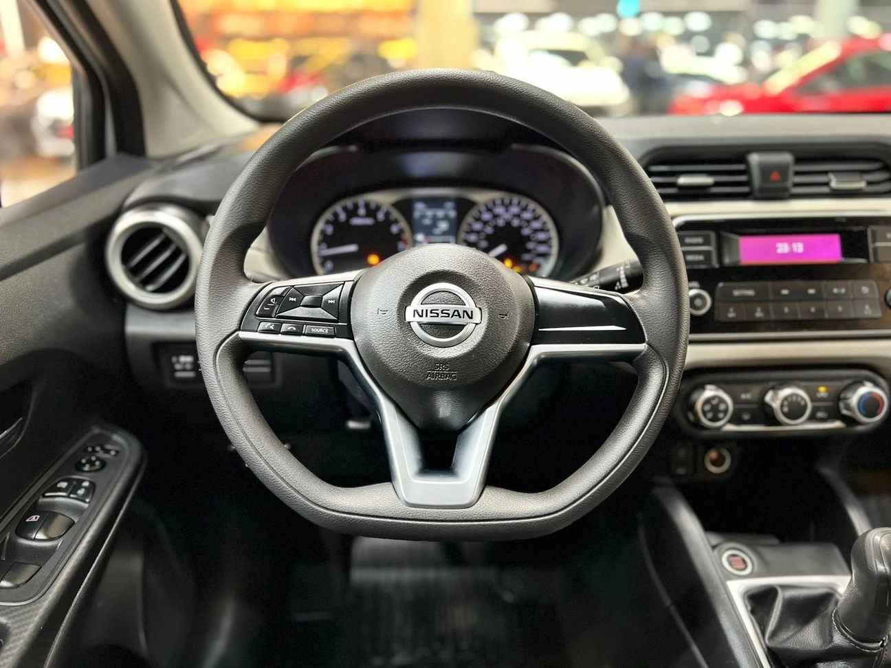 NISSAN VERSA