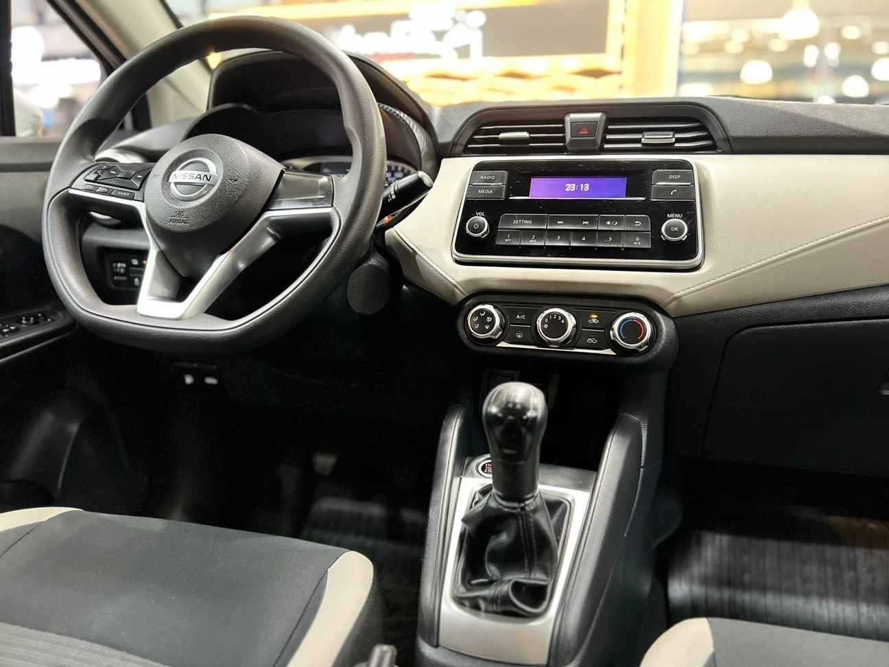 NISSAN VERSA