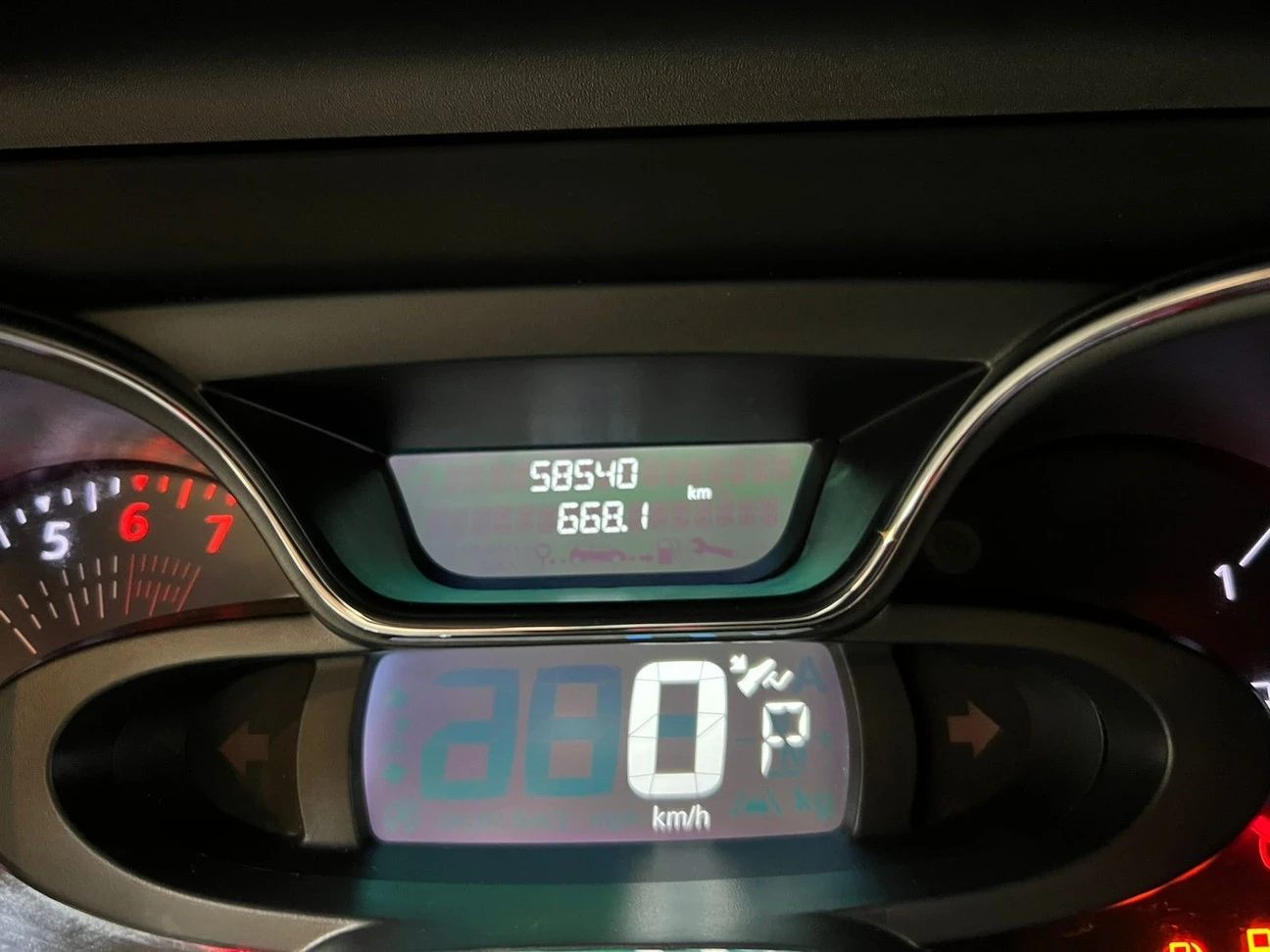 RENAULT CAPTUR