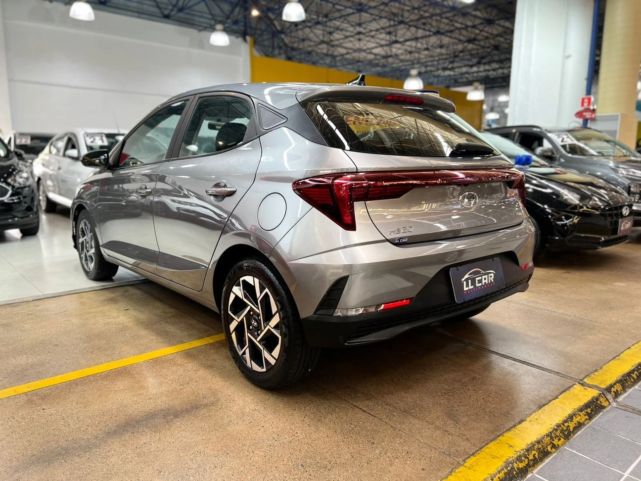 HYUNDAI HB20