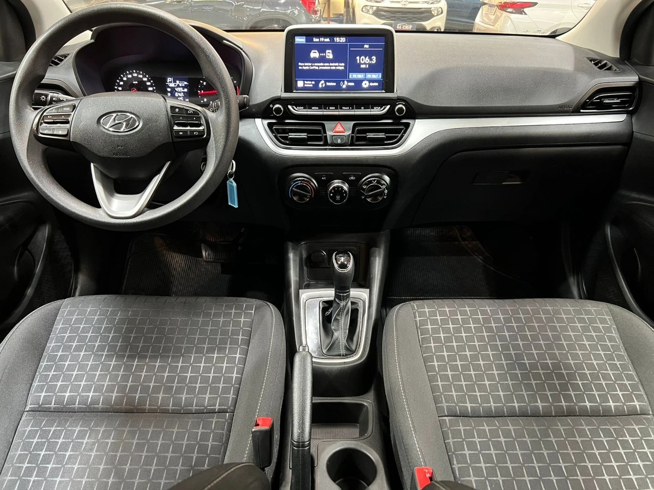 HYUNDAI HB20