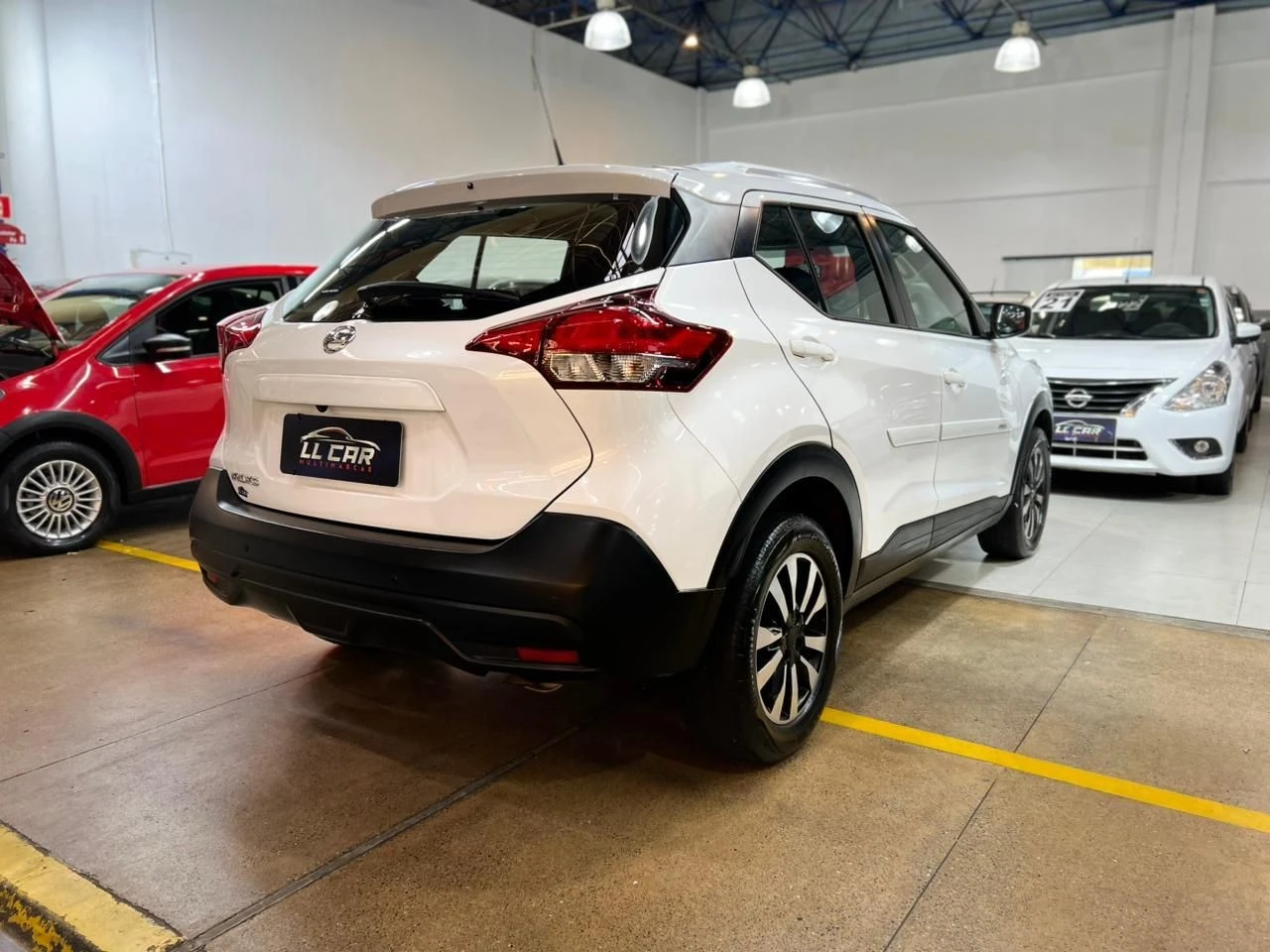 NISSAN KICKS