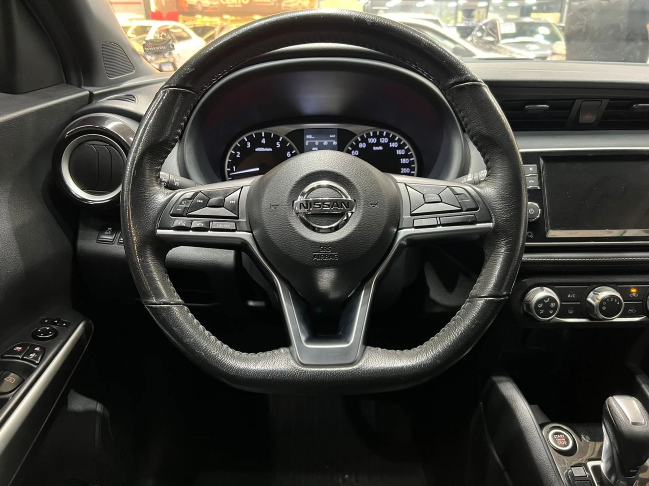 NISSAN KICKS