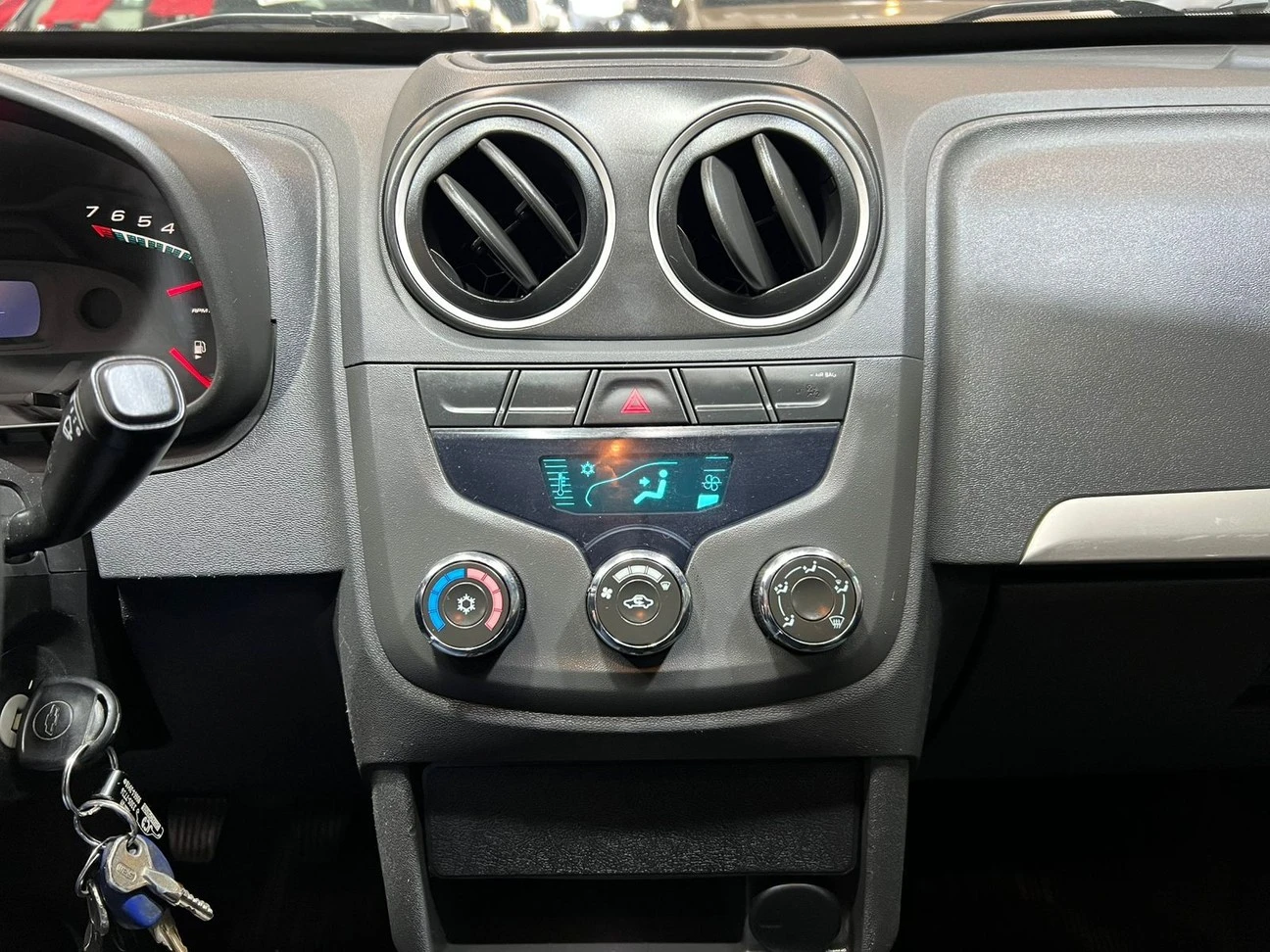 CHEVROLET MONTANA