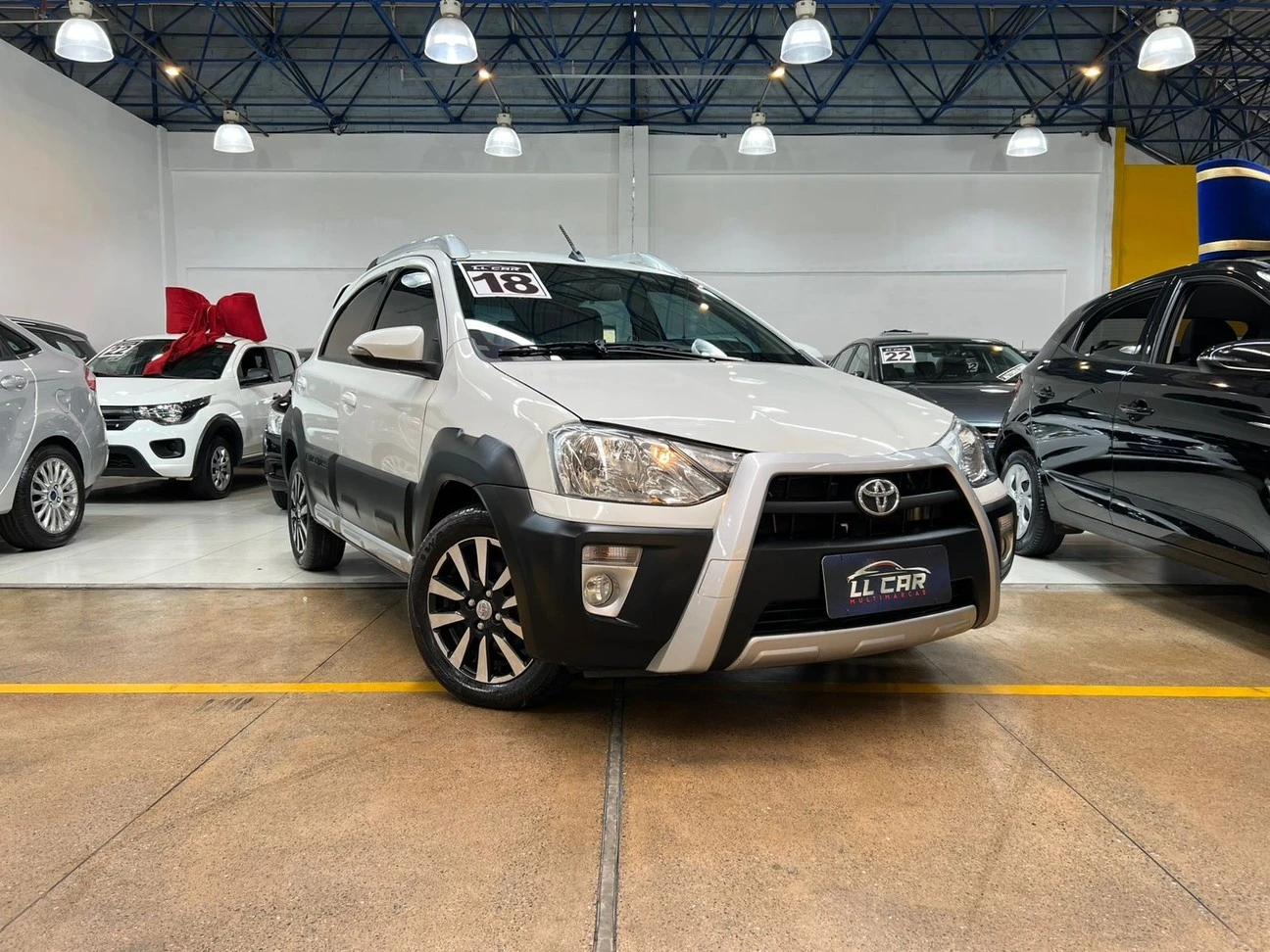 TOYOTA ETIOS CROSS
