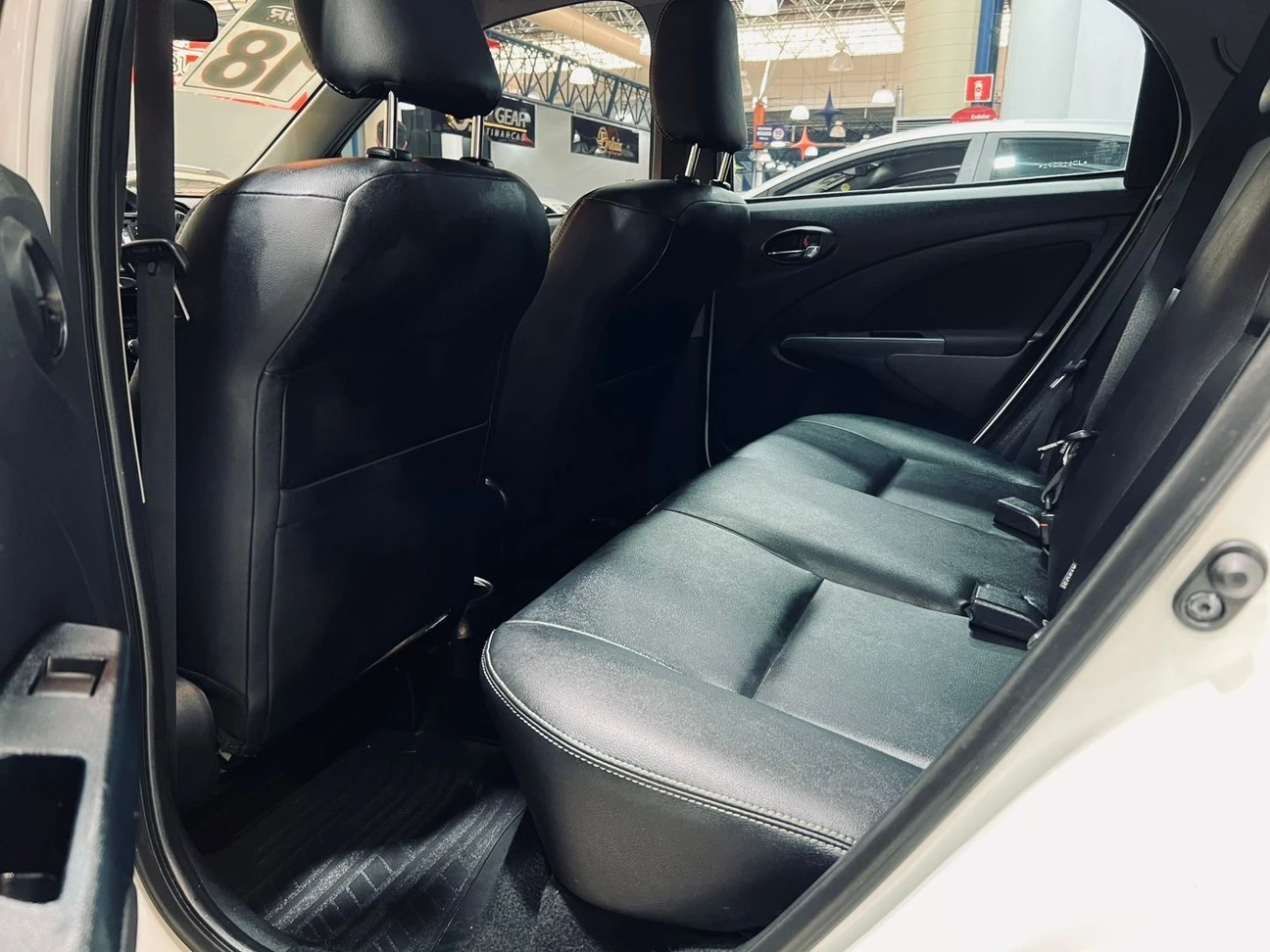 TOYOTA ETIOS CROSS