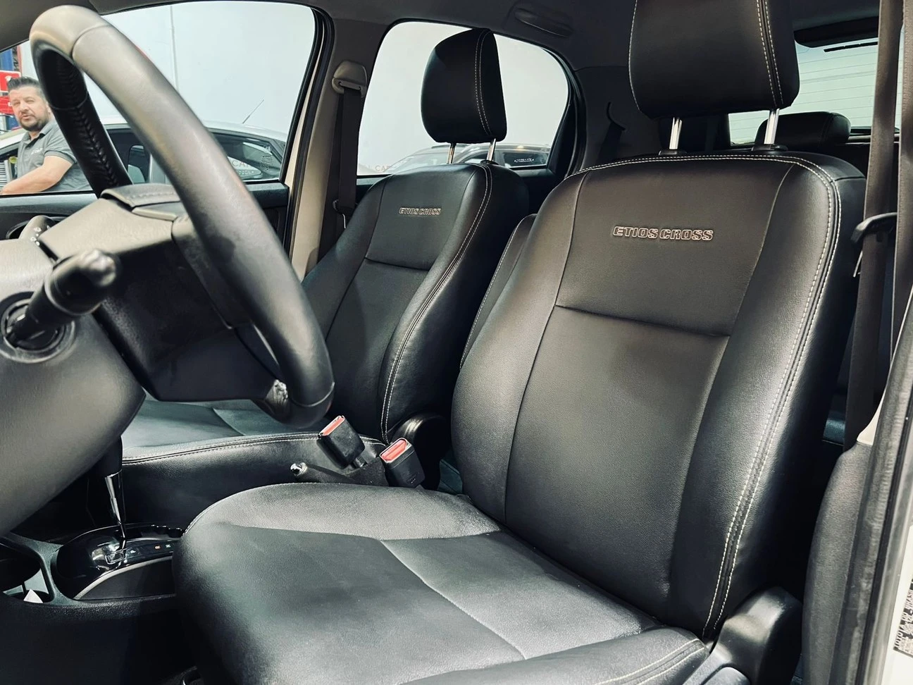 TOYOTA ETIOS CROSS