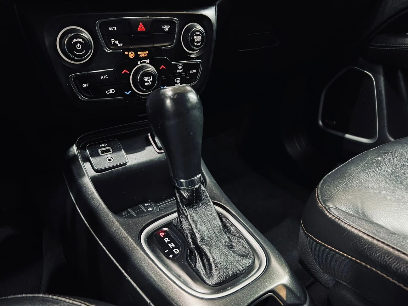 JEEP COMPASS