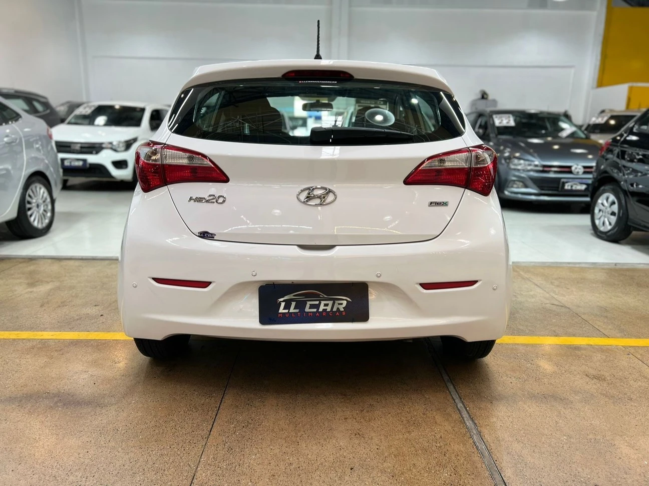 HYUNDAI HB20