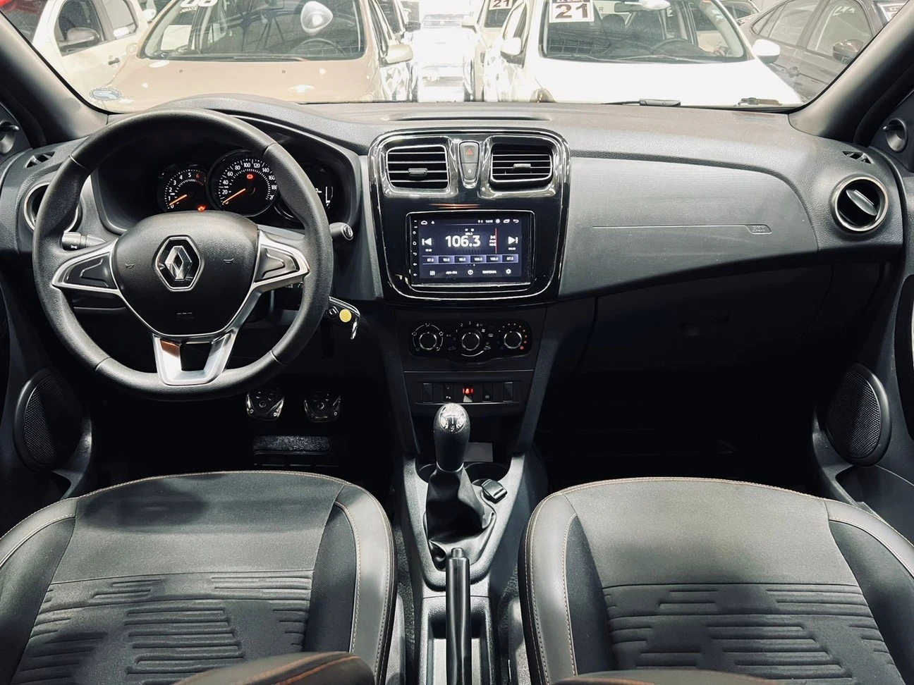 RENAULT SANDERO