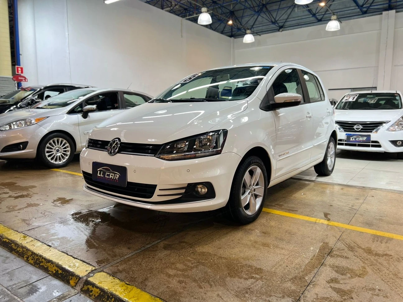 VOLKSWAGEN FOX