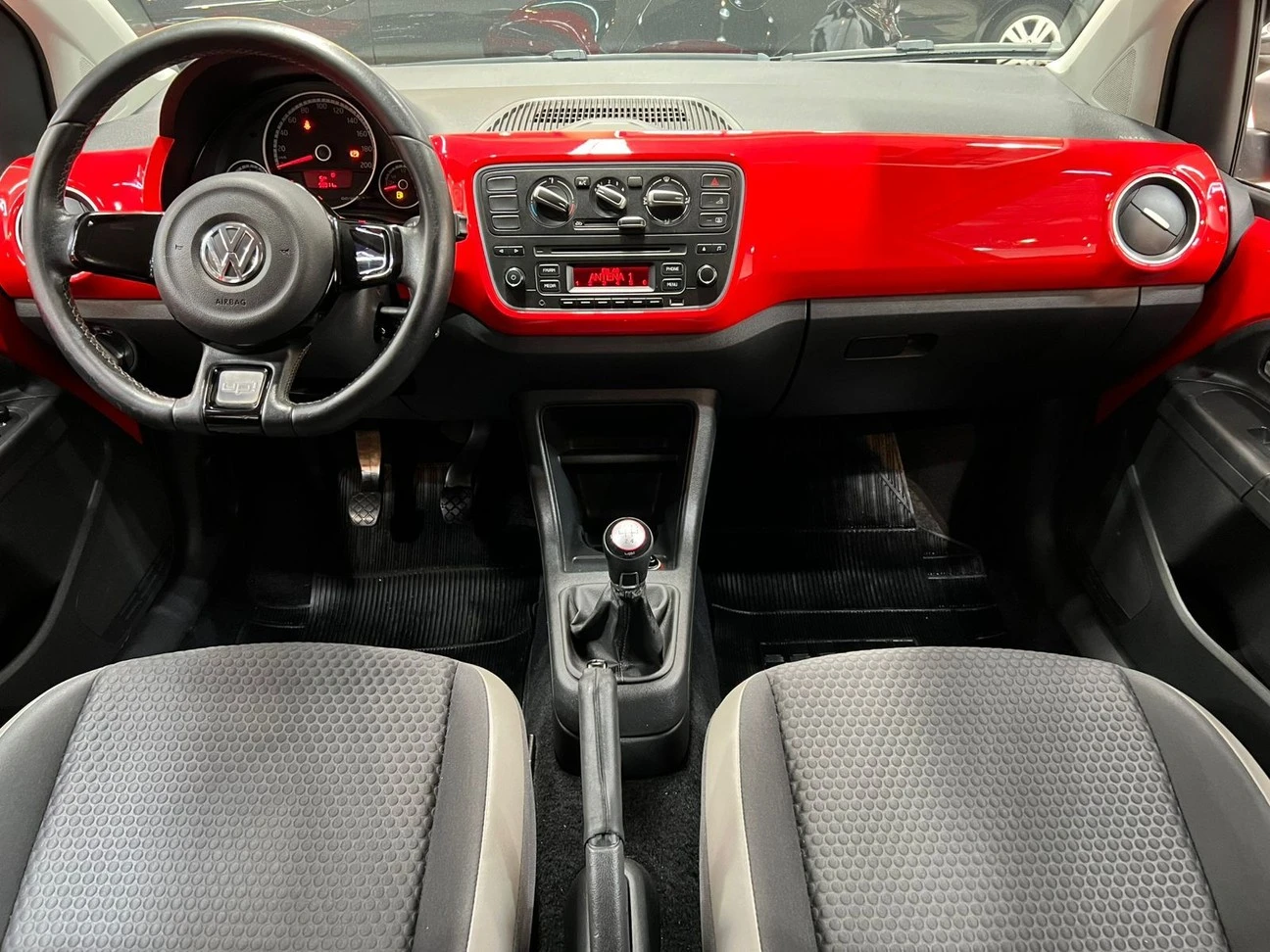 VOLKSWAGEN CROSS UP