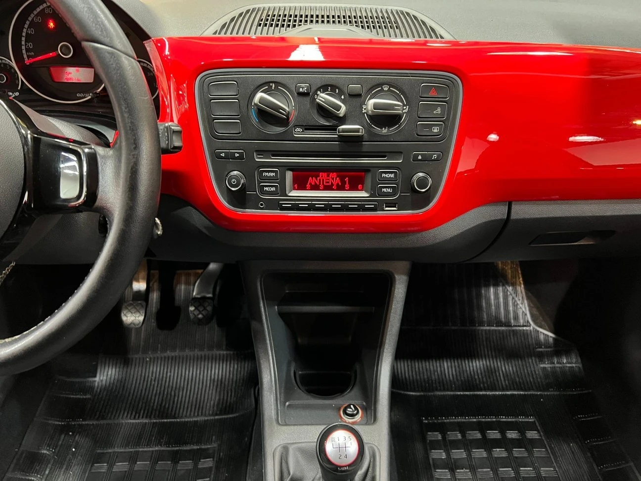 VOLKSWAGEN CROSS UP