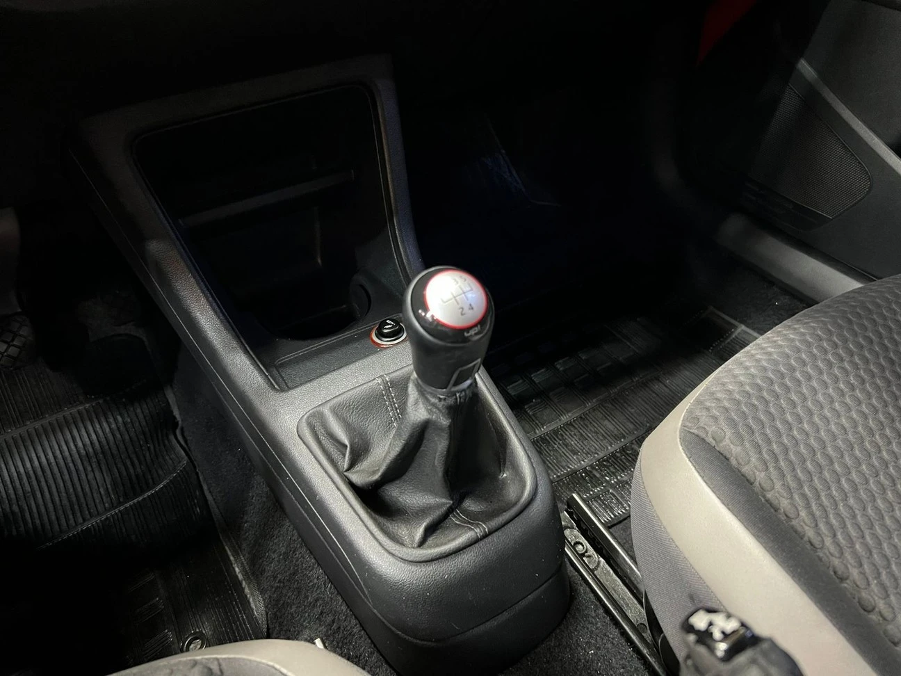 VOLKSWAGEN CROSS UP