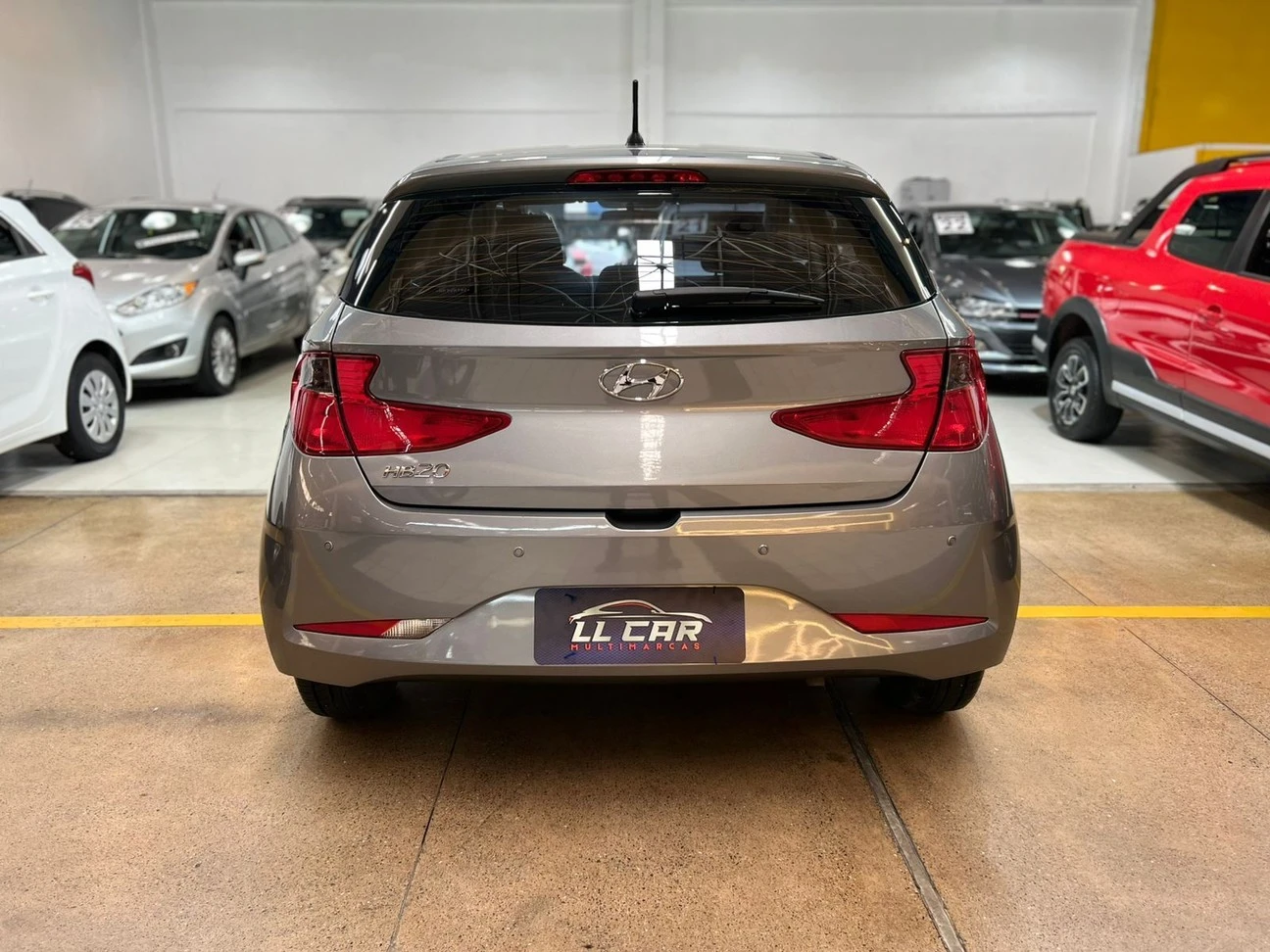 HYUNDAI HB20